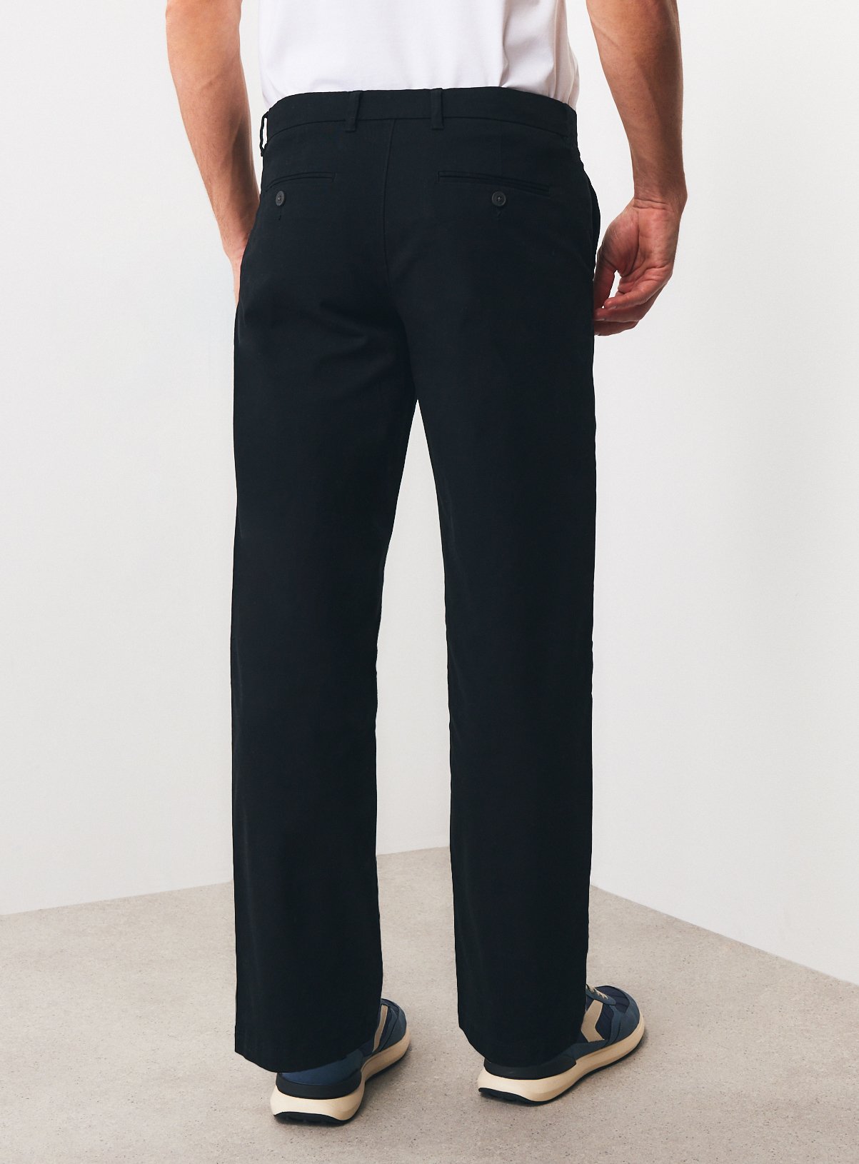 Black Loose Fit Chinos 34R - Image 5 thumbnail