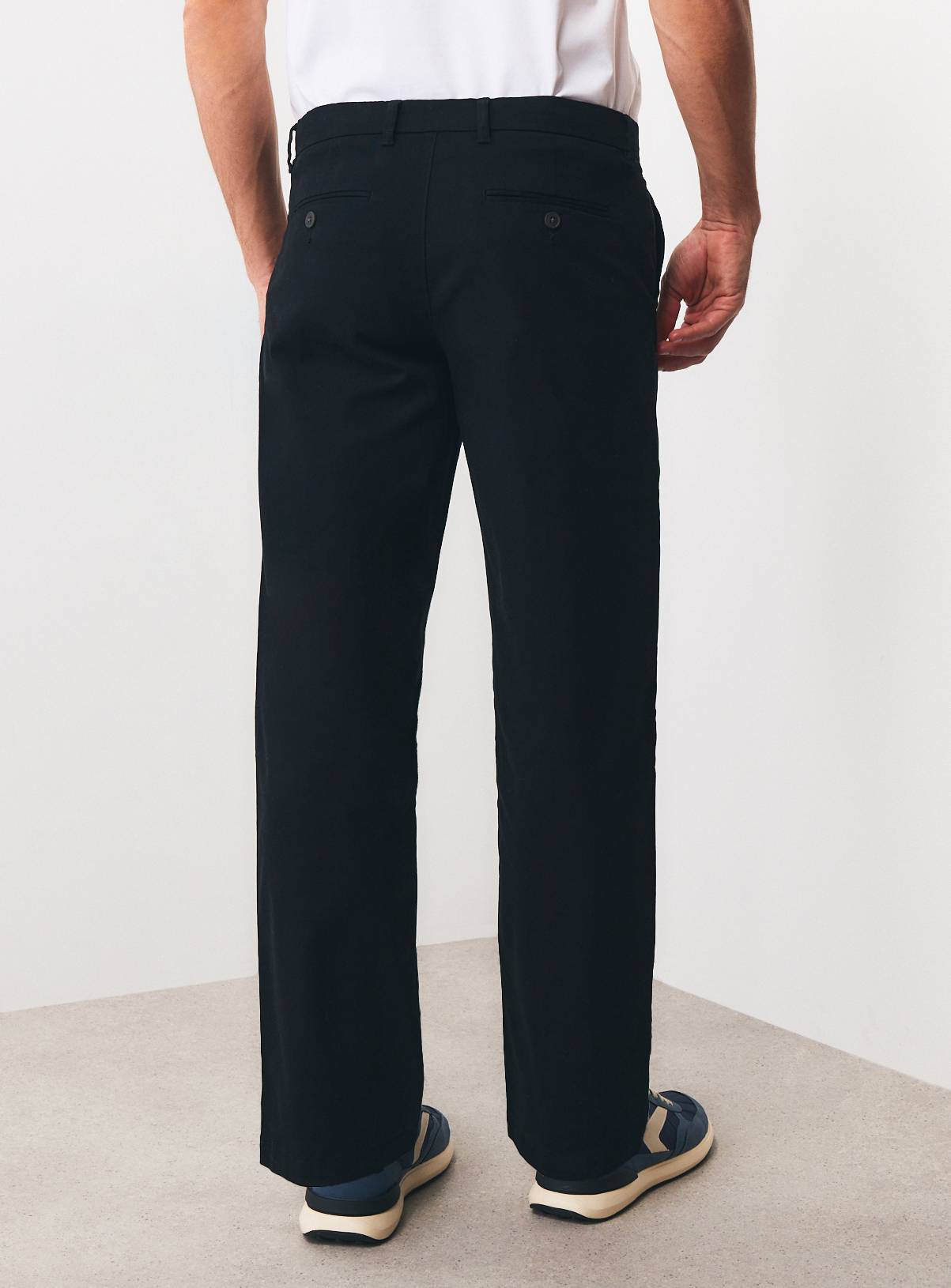 Black Loose Fit Chinos 34R - Image 5