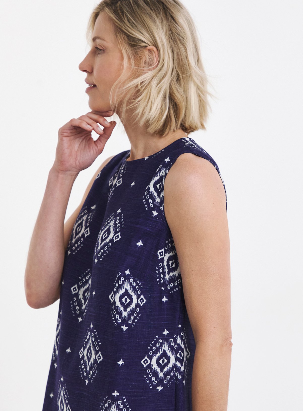 JD WILLIAMS Border Print Linen Shift Dress 12 - Image 4 thumbnail