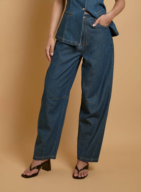 OASIS Scallop Pocket Barrel Leg Jean 6