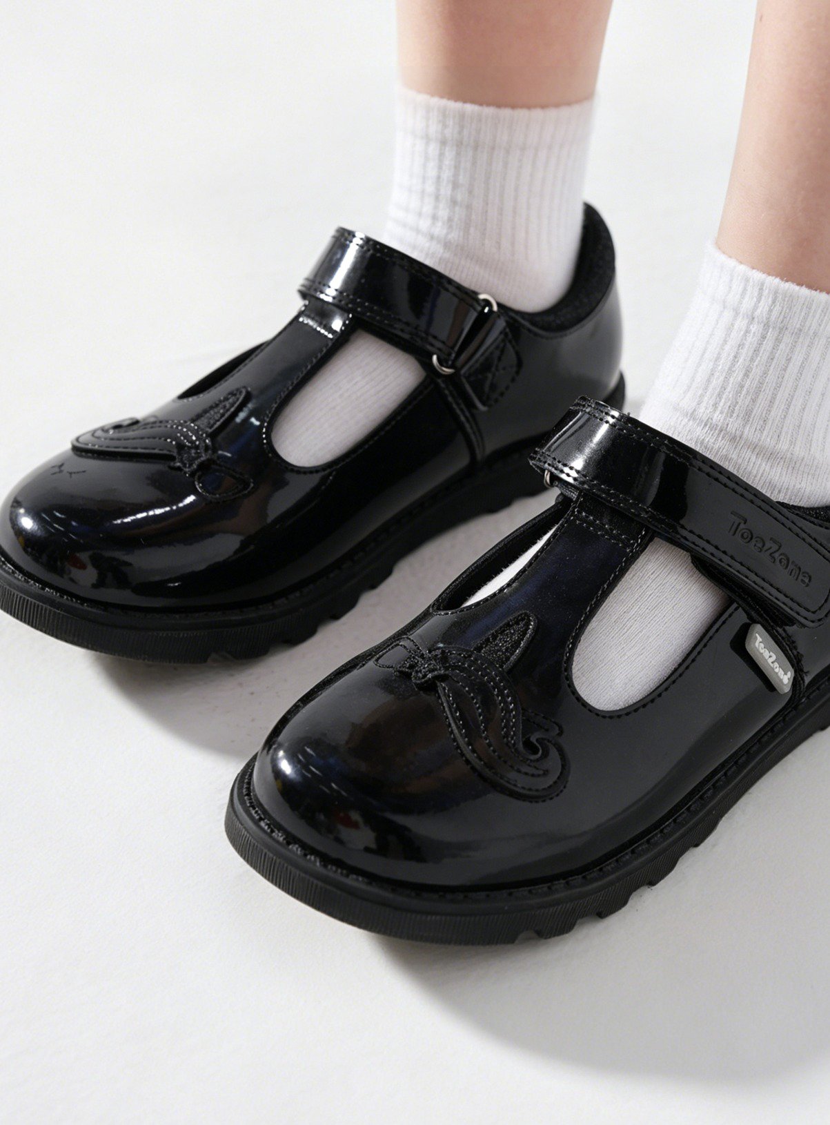 TOEZONE Lilo Girls Black Patent Rip Tape Unicorn School Shoe 10 Infant - Image 2 thumbnail