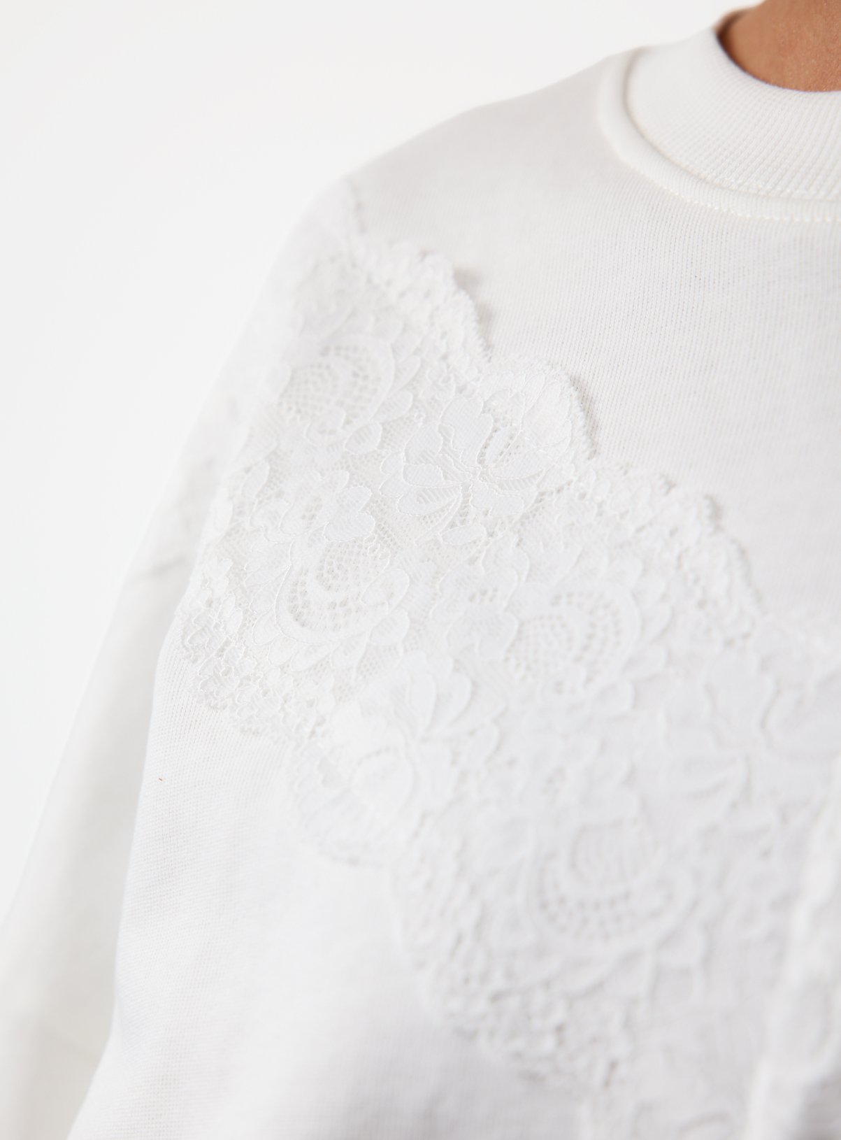 Cream Lace Insert Sweatshirt S - Image 3 thumbnail