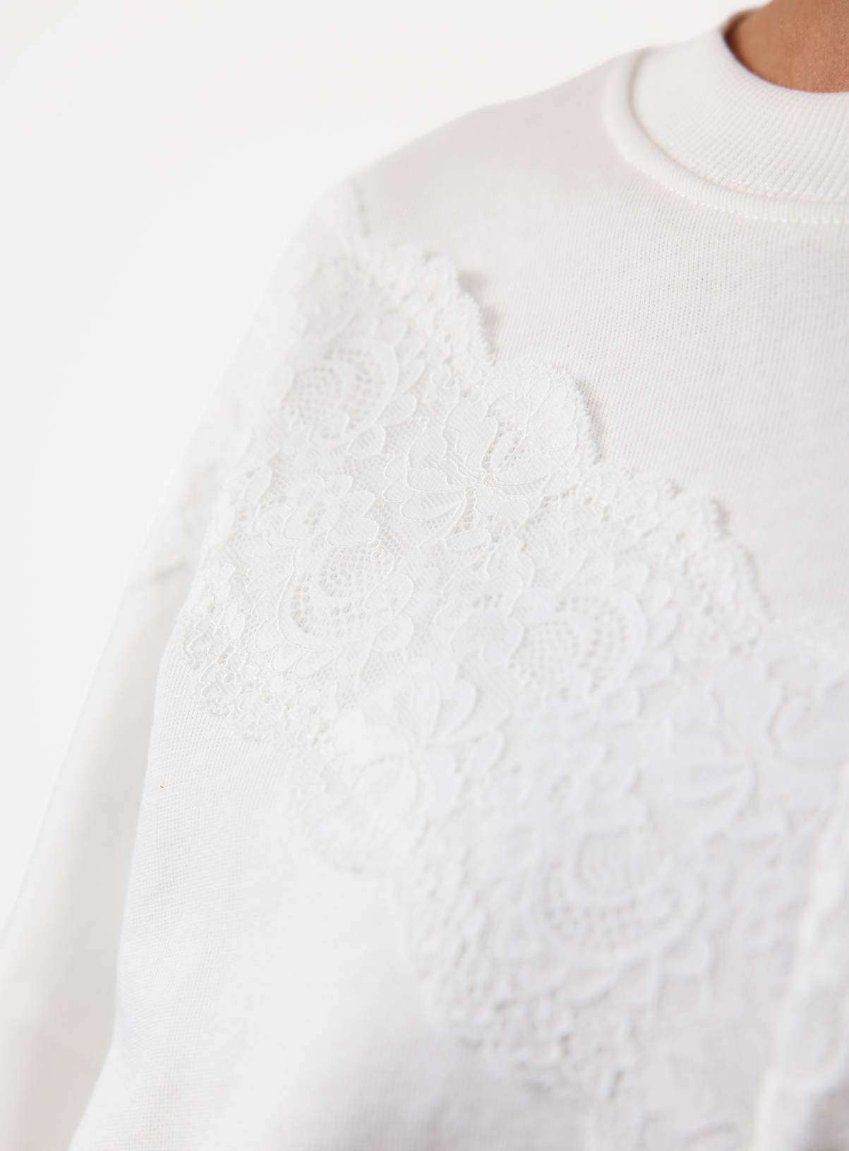 Cream Lace Insert Sweatshirt S - Image 3