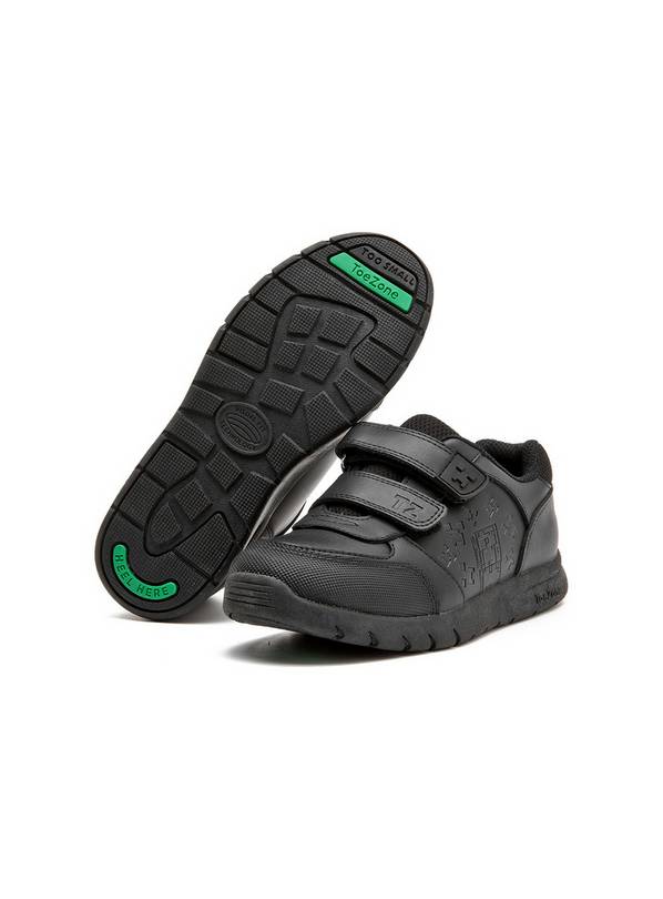TOEZONE Minecraft Character Black Rip Tape School Shoes 8 Infant