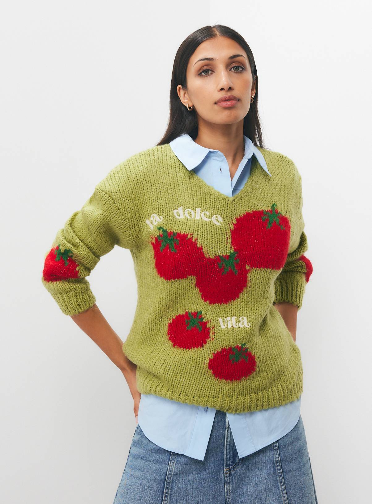 Green Tomato V-Neck Jumper XL - Image 1