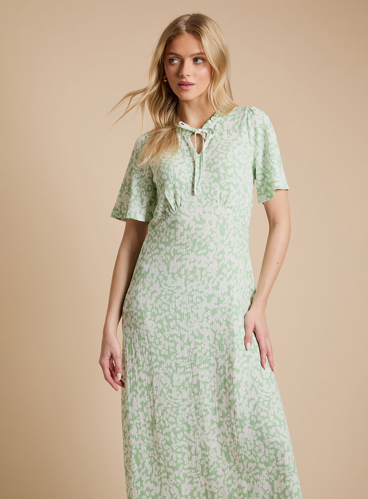 DOROTHY PERKINS Tie Front Flutter Sleeve Printed Jersey Midi Dress 16 - Image 2 thumbnail