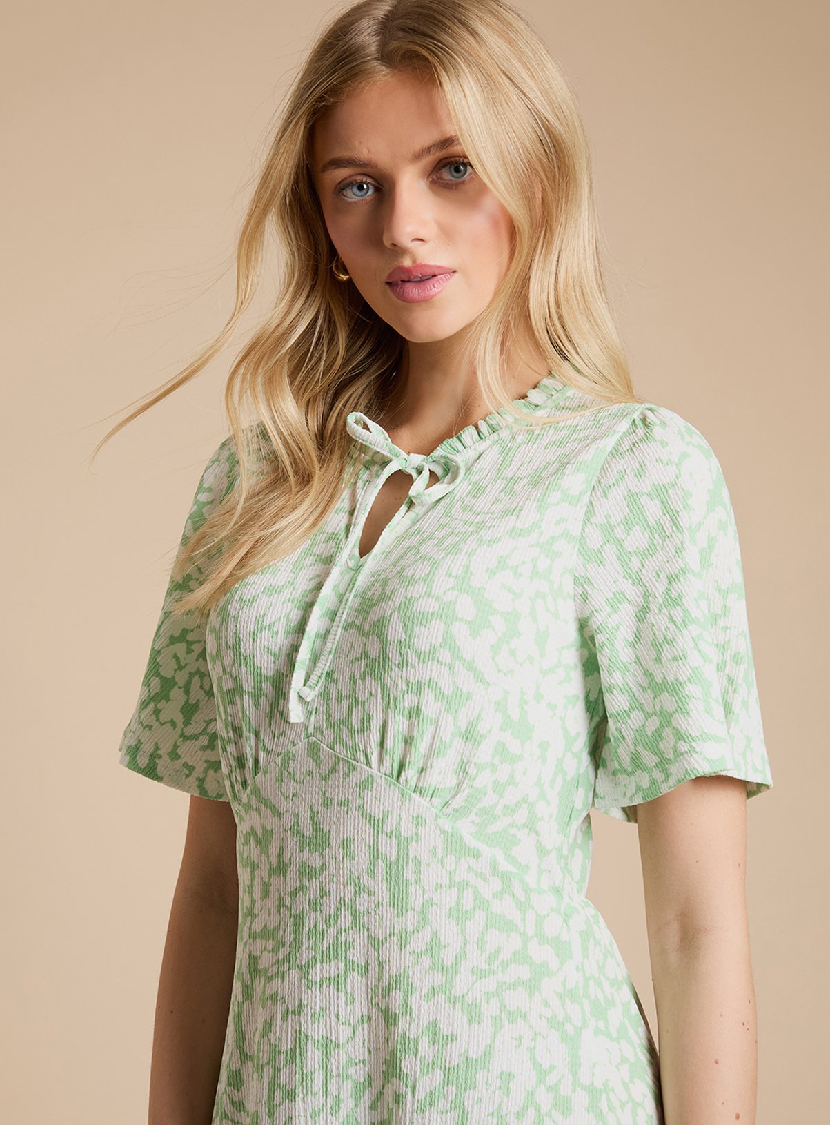 DOROTHY PERKINS Tie Front Flutter Sleeve Printed Jersey Midi Dress 16 - Image 4 thumbnail