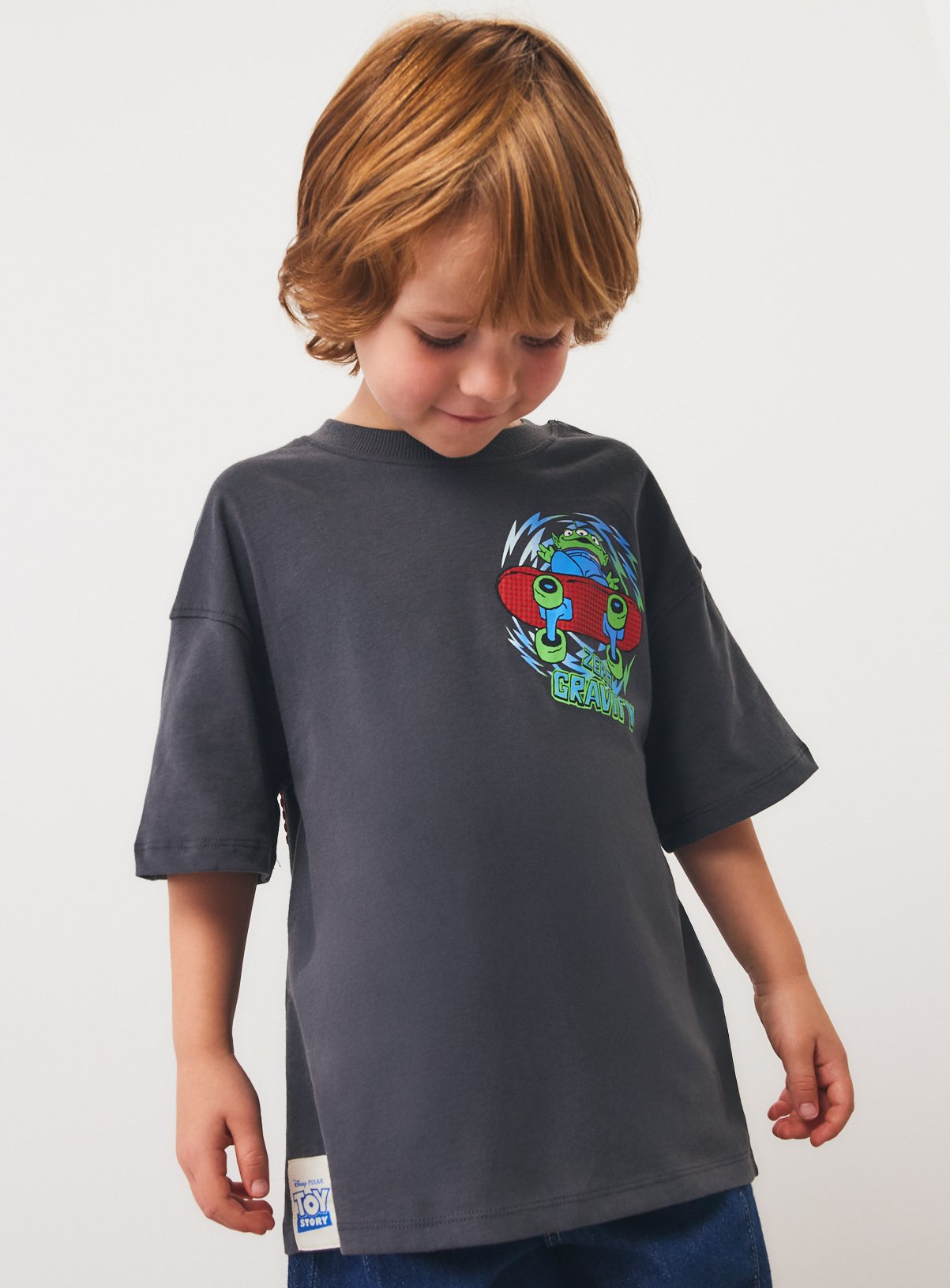 Disney Zero Gravity T-Shirt 1-2 years - Image 1 thumbnail
