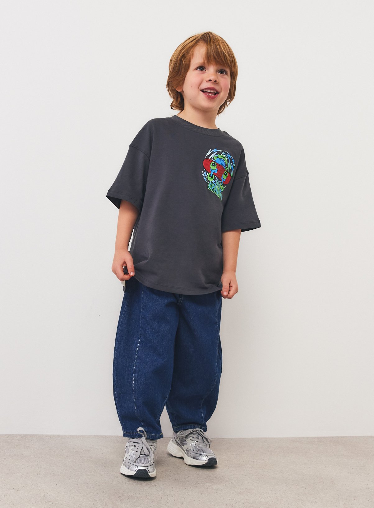 Disney Zero Gravity T-Shirt 1-2 years - Image 3 thumbnail