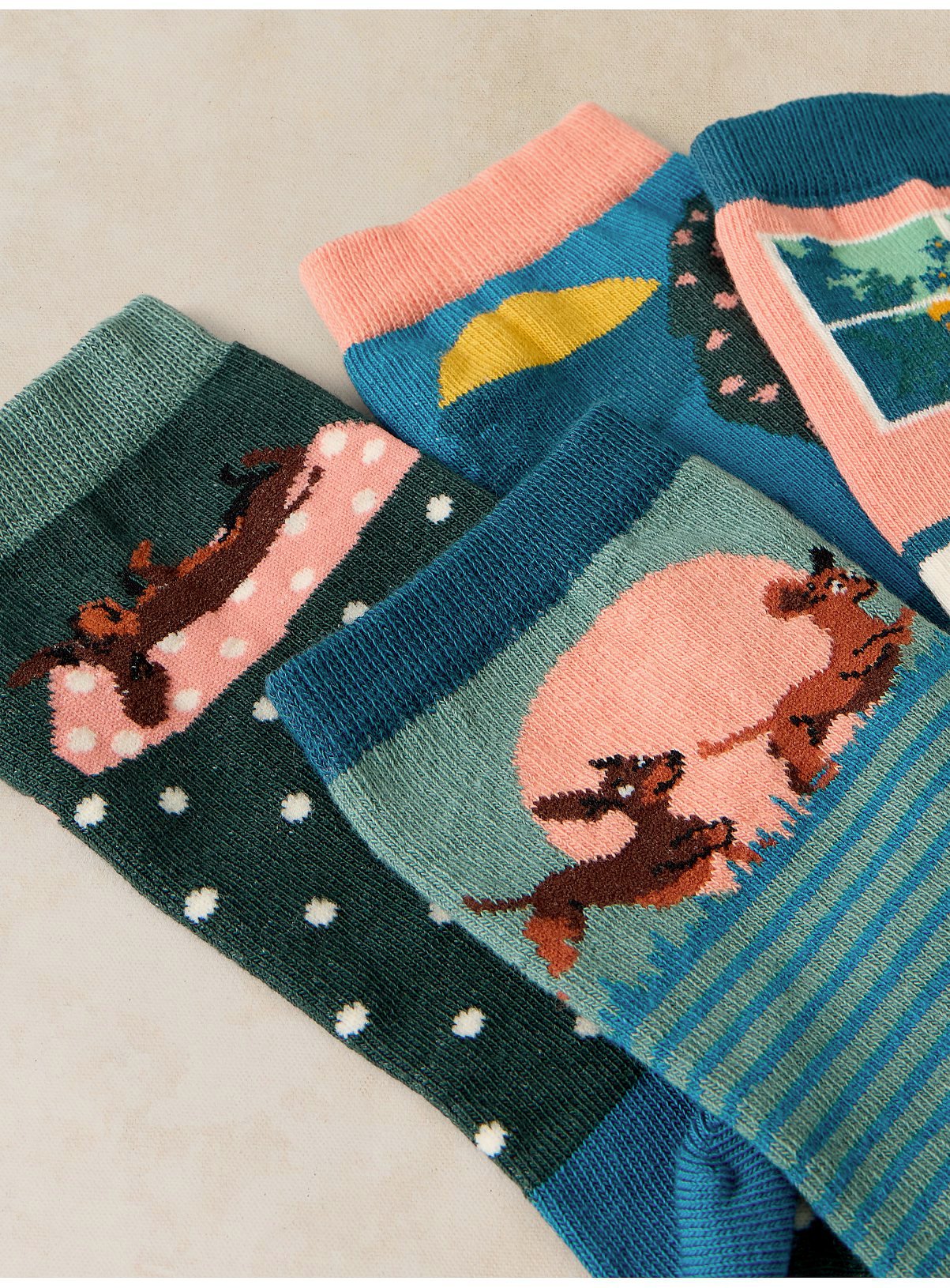 WHITE STUFF 4 Pack Playful Sausage Socks 6-8 - Image 2 thumbnail