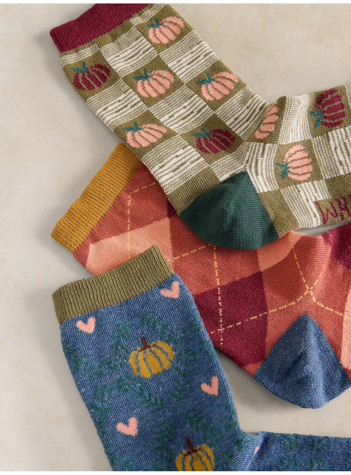 WHITE STUFF 3 Pack Pumpkin Season Ankle Socks 6-9 - Image 2 thumbnail