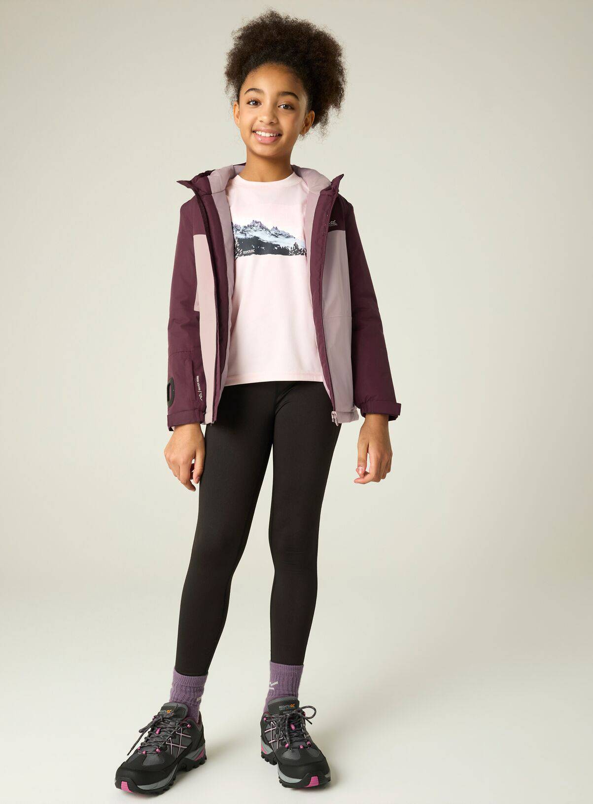 REGATTA Beamz Unisex Waterproof Jacket With Sleeve Torch Lilac 13 years - Image 2