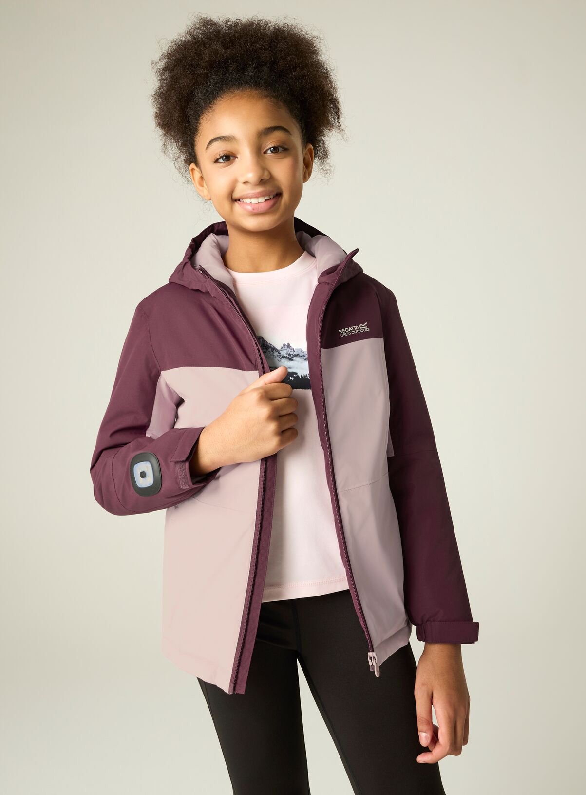 REGATTA Beamz Unisex Waterproof Jacket With Sleeve Torch Lilac 13 years - Image 5 thumbnail