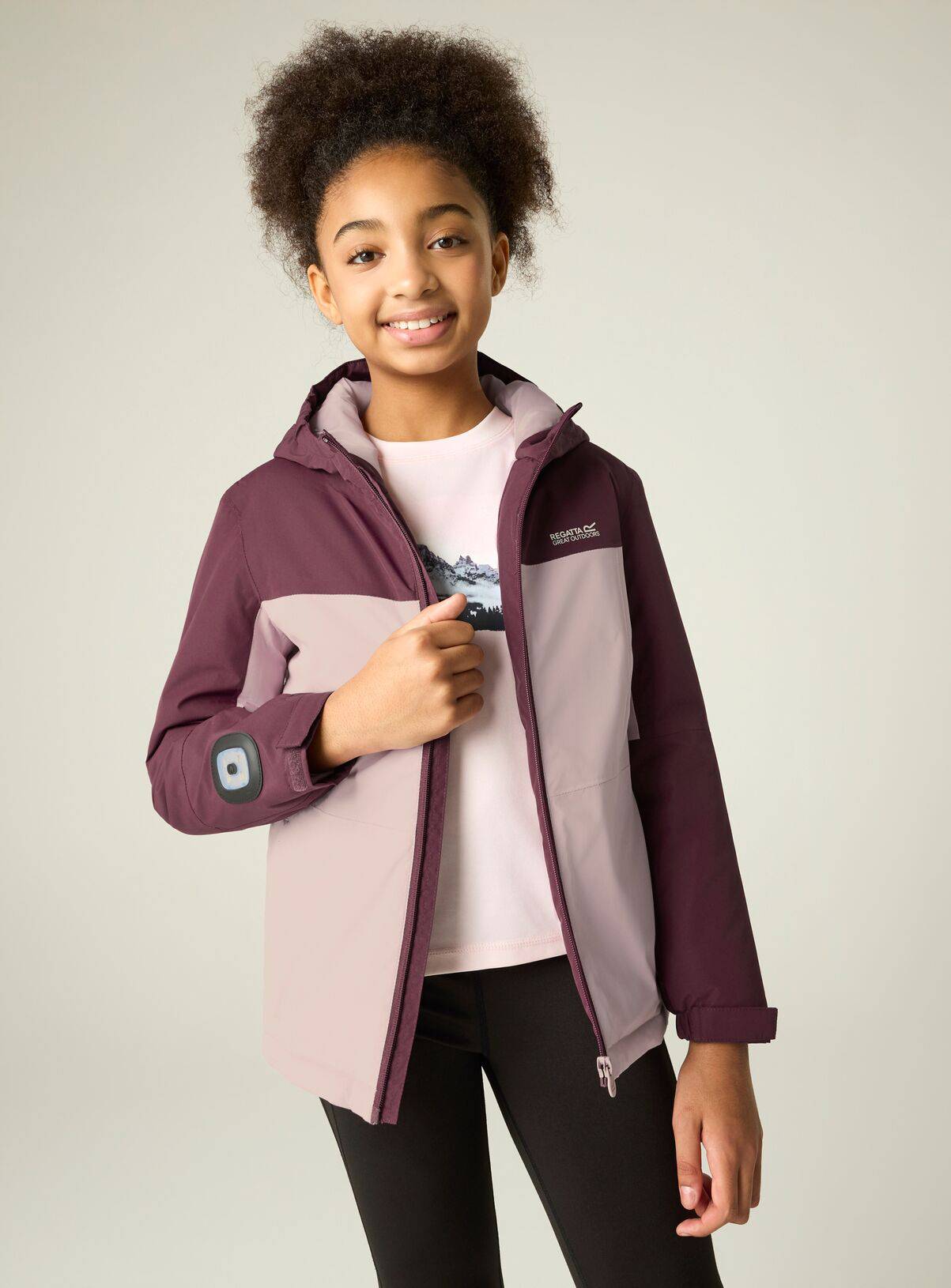 REGATTA Beamz Unisex Waterproof Jacket With Sleeve Torch Lilac 13 years - Image 5