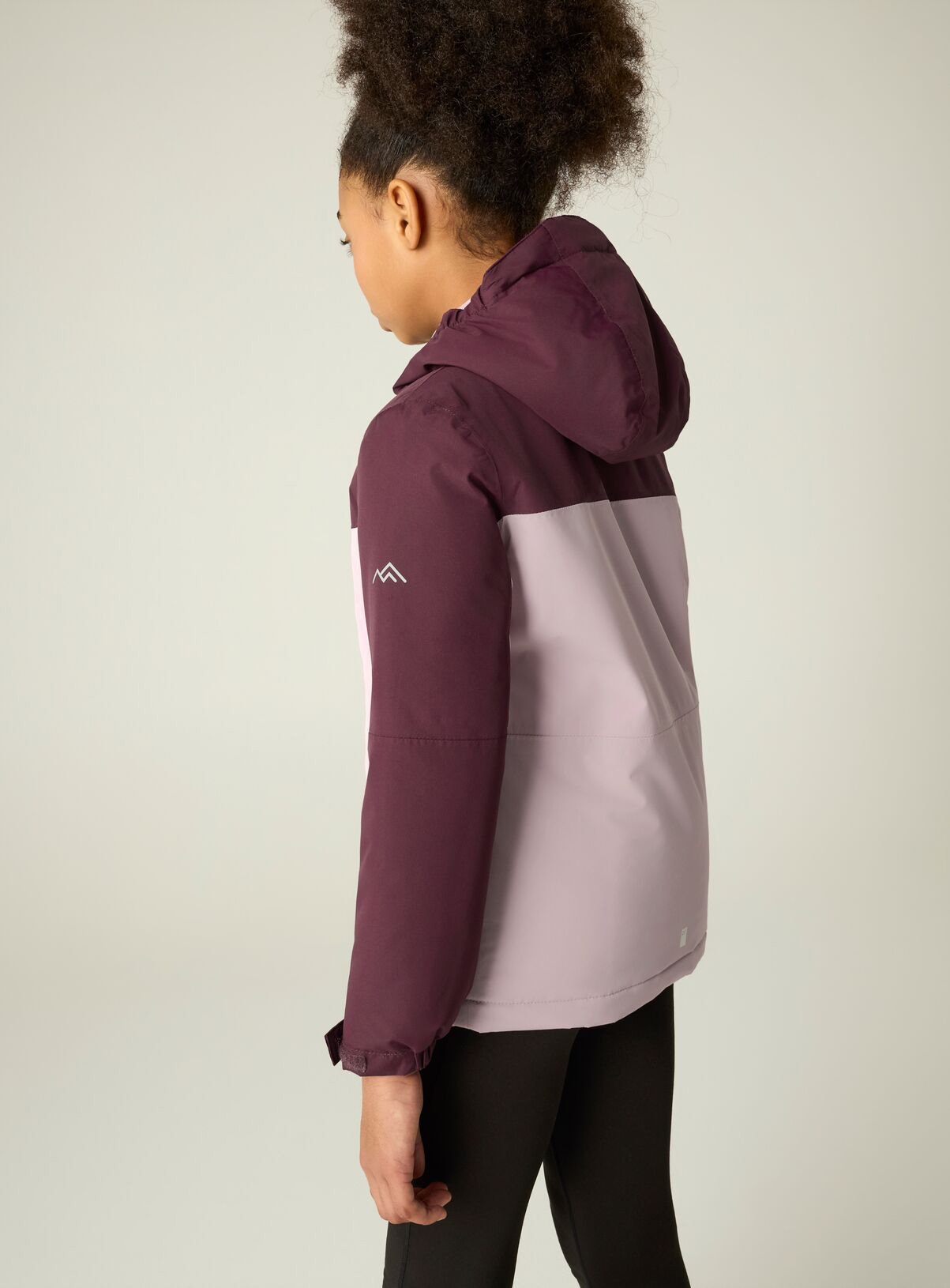 REGATTA Beamz Unisex Waterproof Jacket With Sleeve Torch Lilac 13 years - Image 6 thumbnail