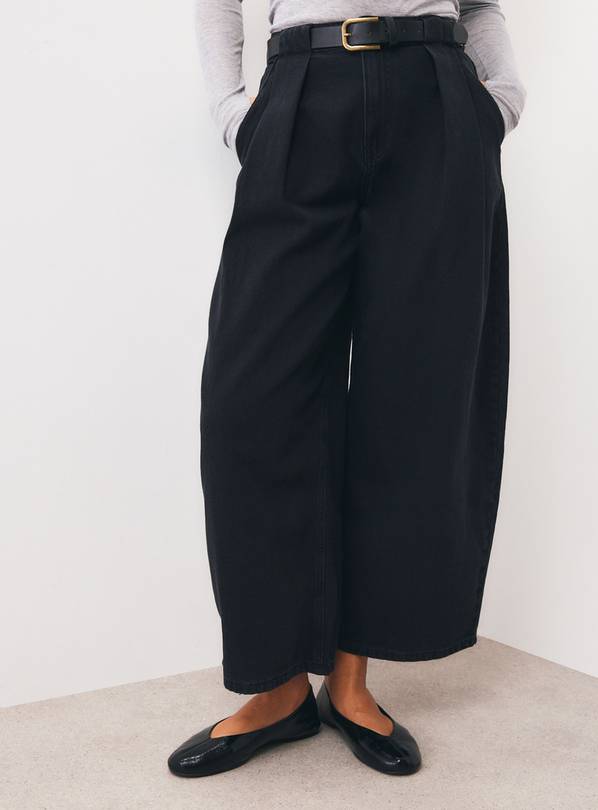 Black Pleat Barrel Jeans 14