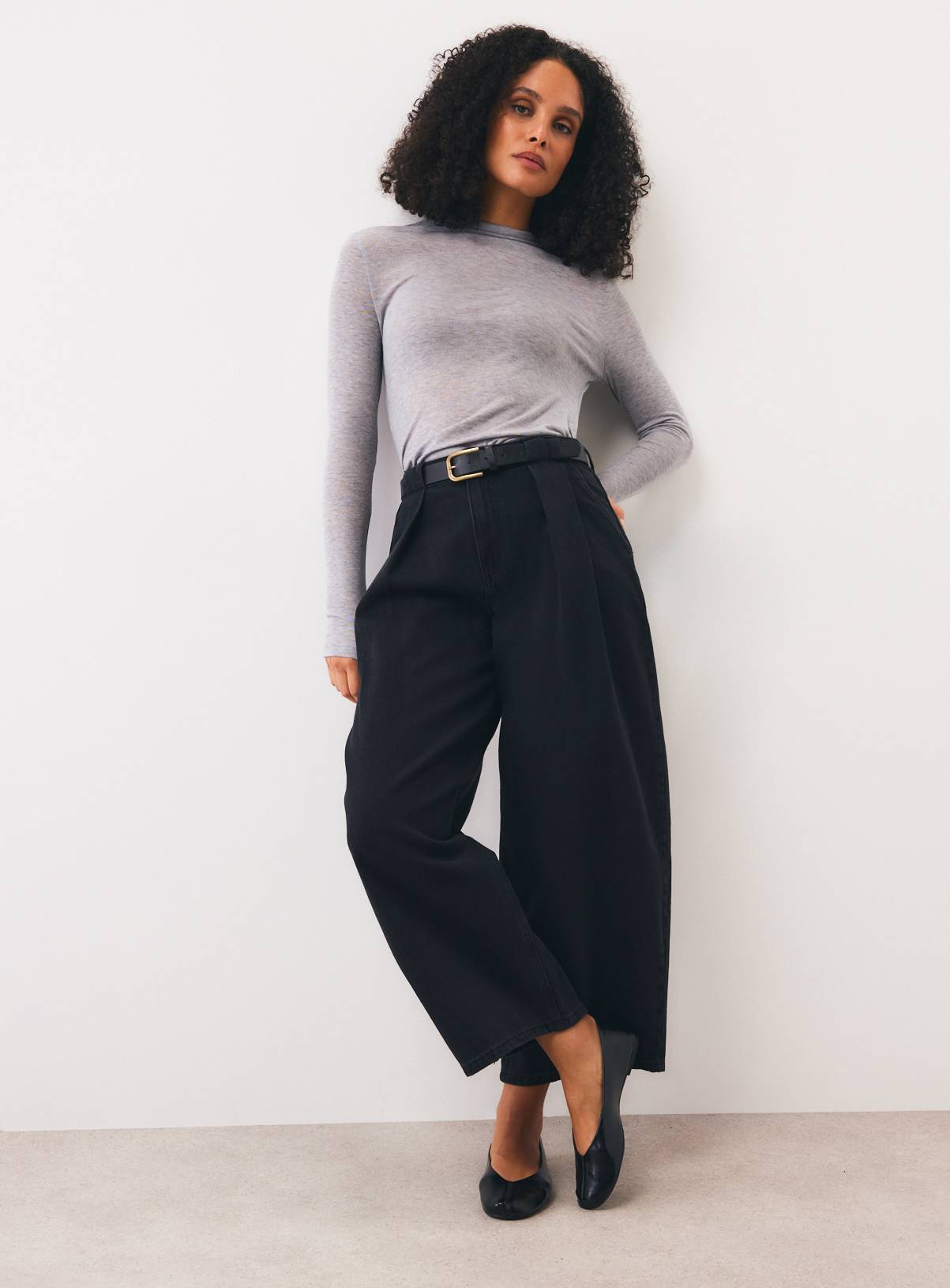 Black Pleat Barrel Jeans 12 - Image 2