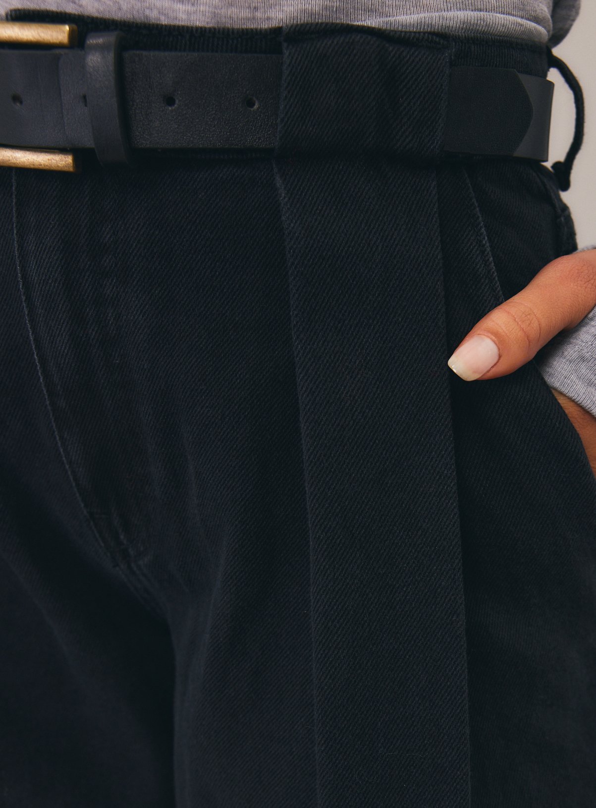 Black Pleat Barrel Jeans 12 - Image 3 thumbnail