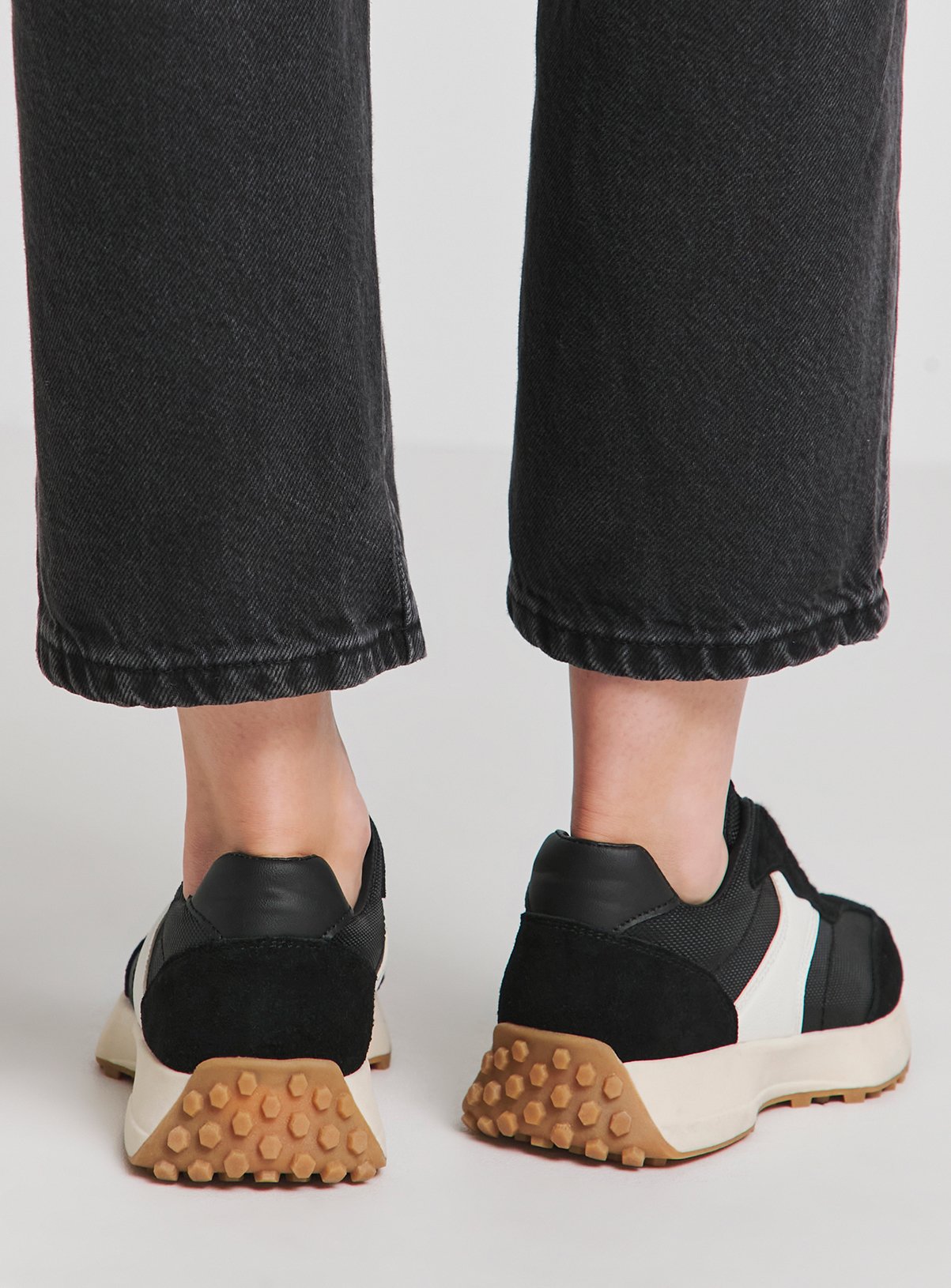 SIMPLY BE Retro Runner Trainer Wide Fit Black 5 - Image 2 thumbnail