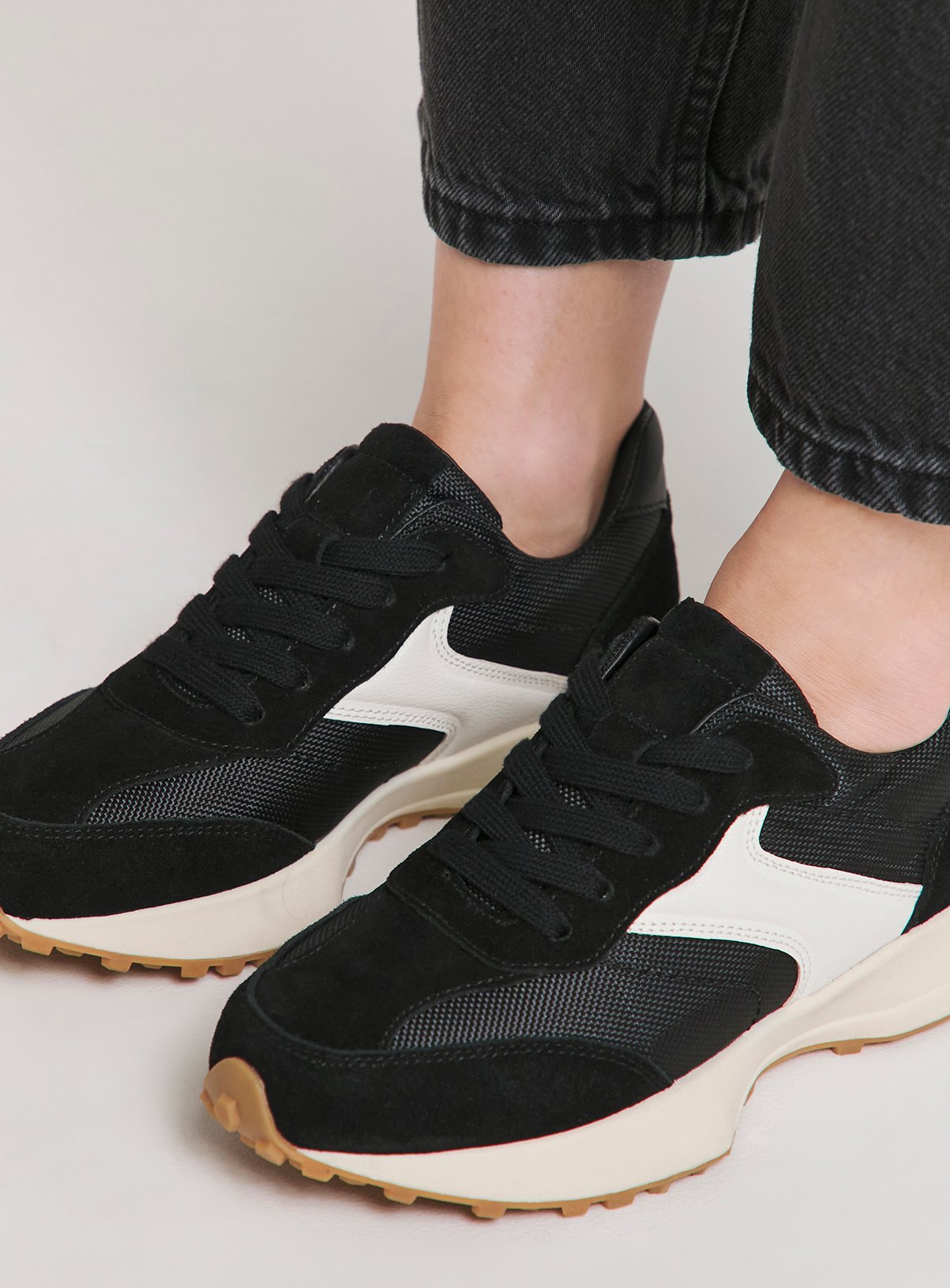 SIMPLY BE Retro Runner Trainer Wide Fit Black 5 - Image 3 thumbnail