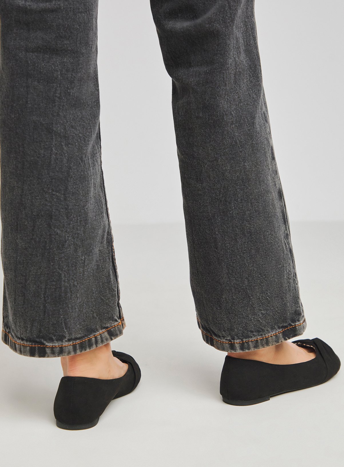 SIMPLY BE Twist Front Ballerina Shoes Wide Fit 7 - Image 2 thumbnail