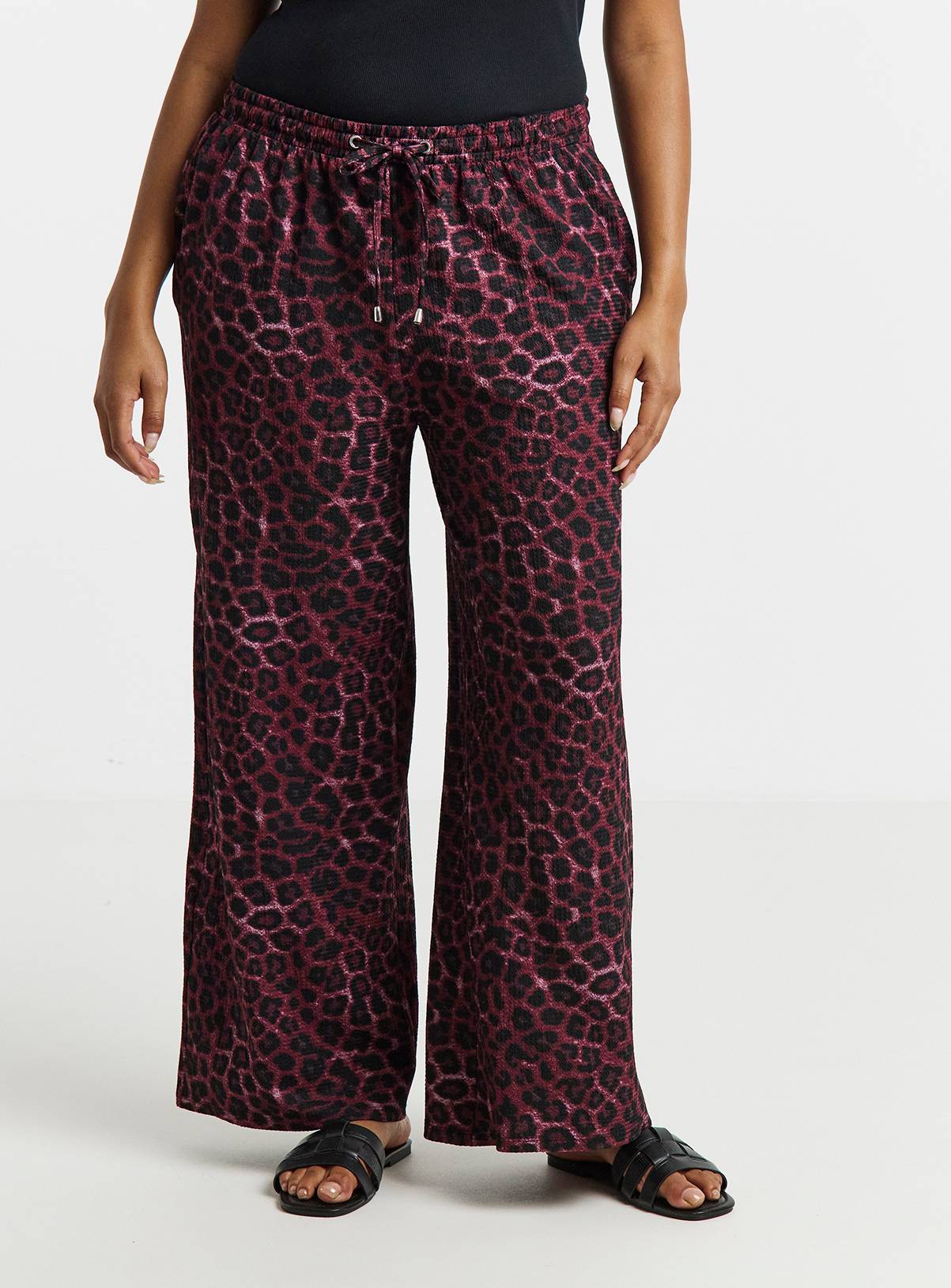 SIMPLY BE Leopard Texture Waffle Trouser 14 - Image 3