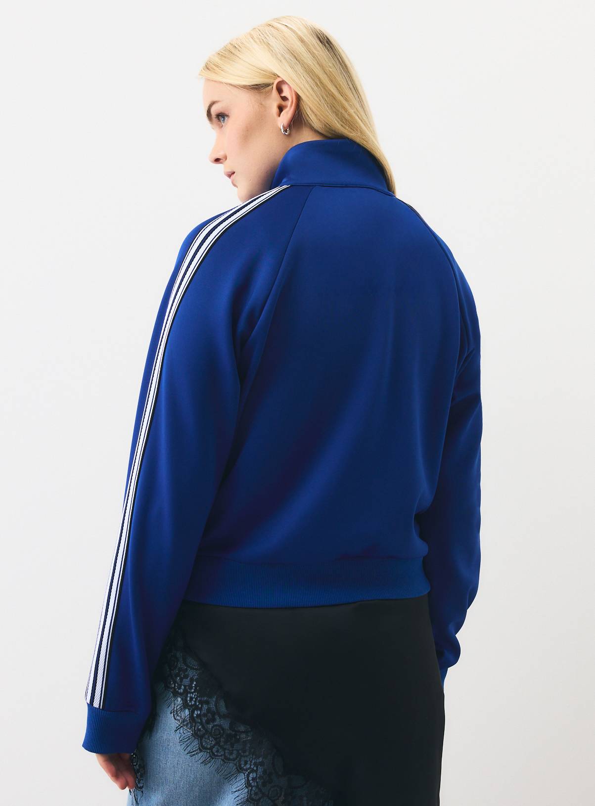 Blue Tricot Piping Jacket M - Image 4