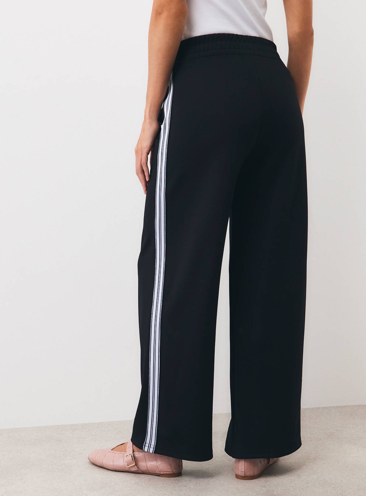 Black Wide Leg Tricot Piping Joggers M - Image 4