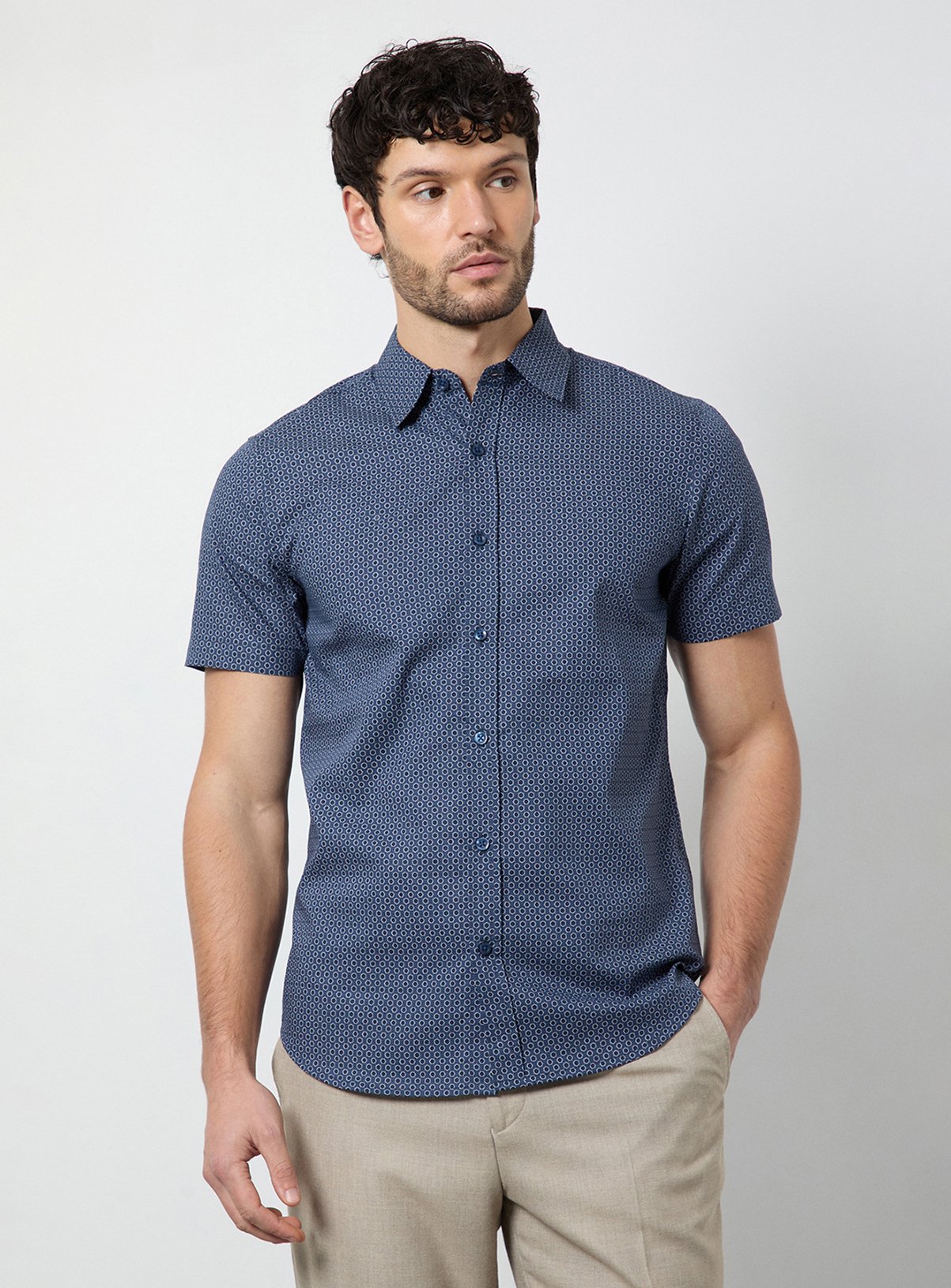 BURTON Navy Geometric Print Short Sleeve Shirt XL - Image 1 thumbnail