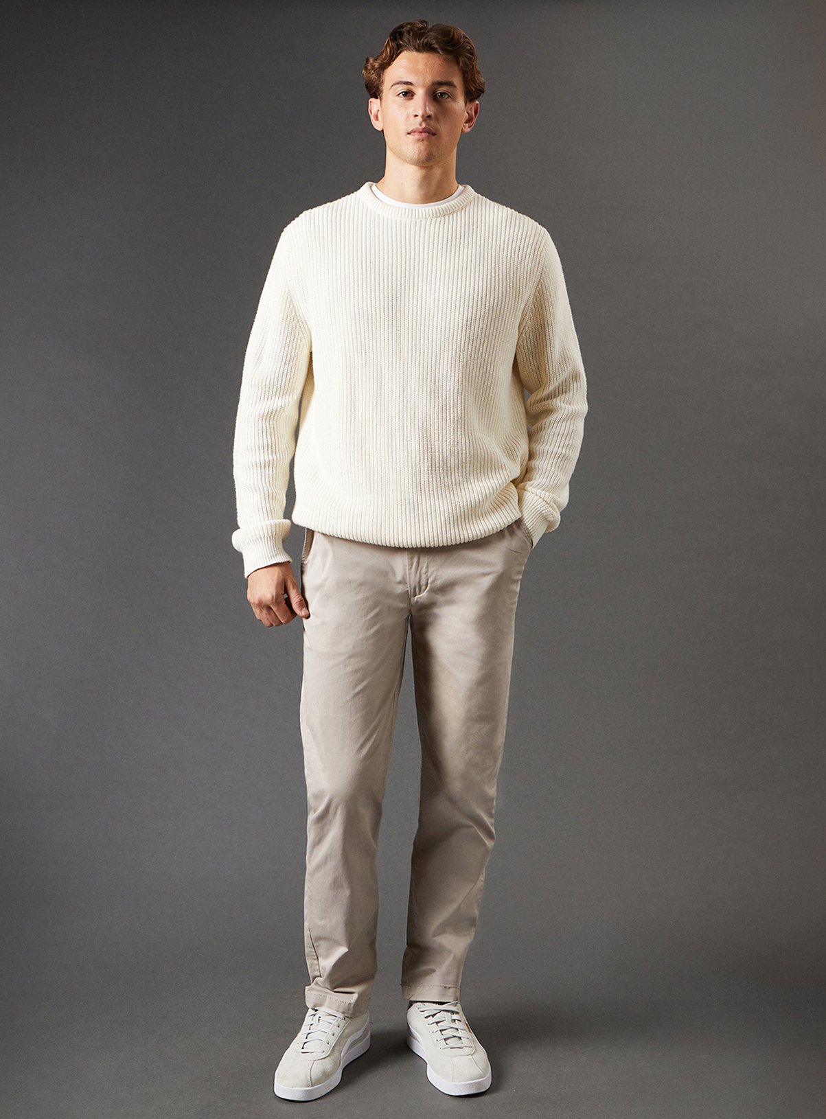 BURTON Slim Fit Chino Trousers 34R - Image 2 thumbnail