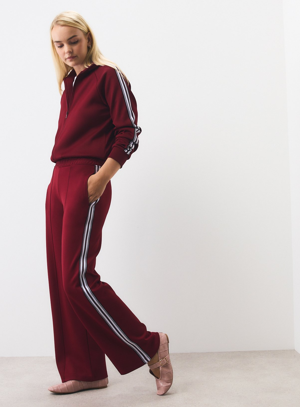 Red Wide Leg Tricot Piping Joggers L - Image 2 thumbnail
