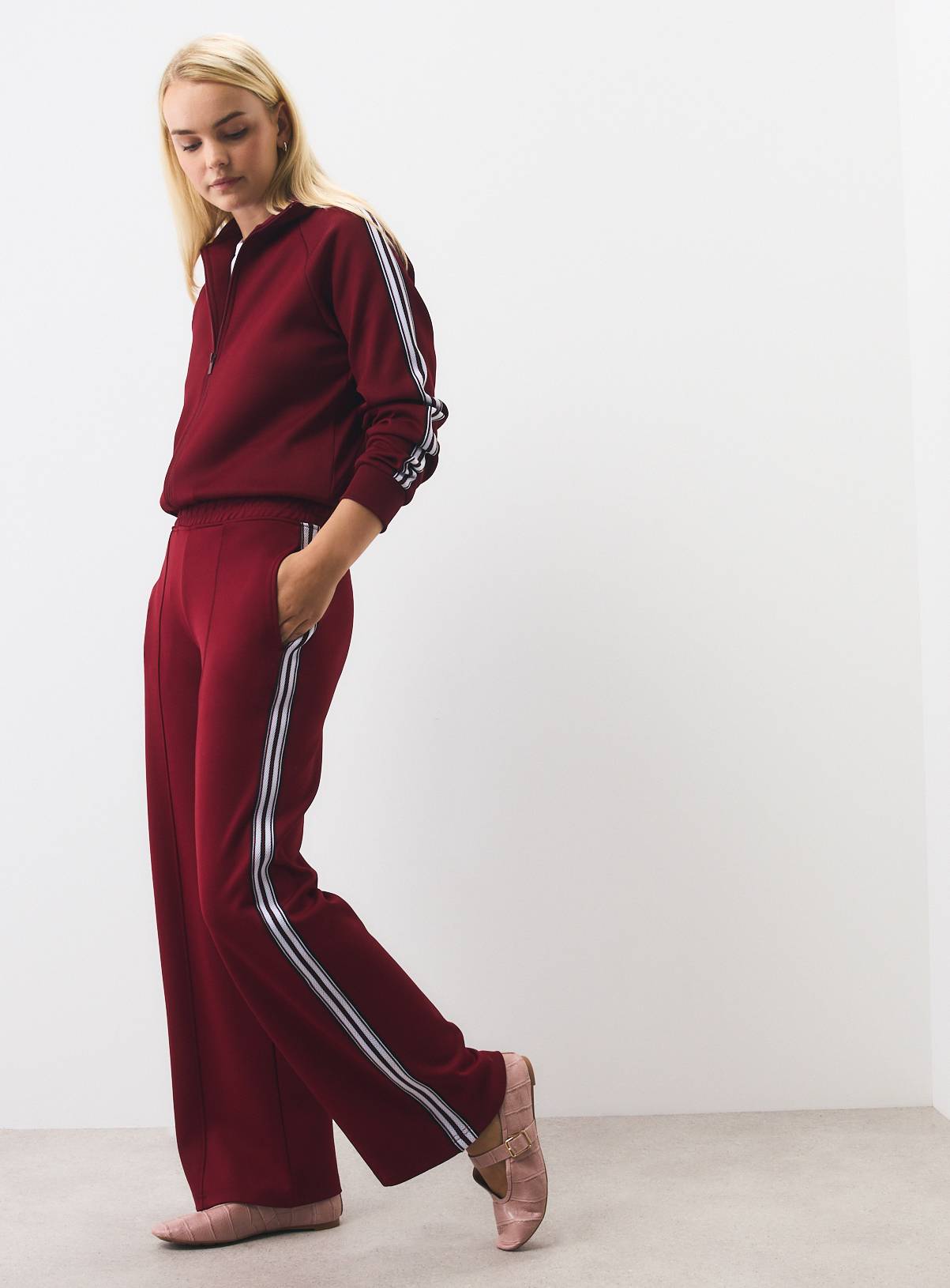 Red Wide Leg Tricot Piping Joggers L - Image 2