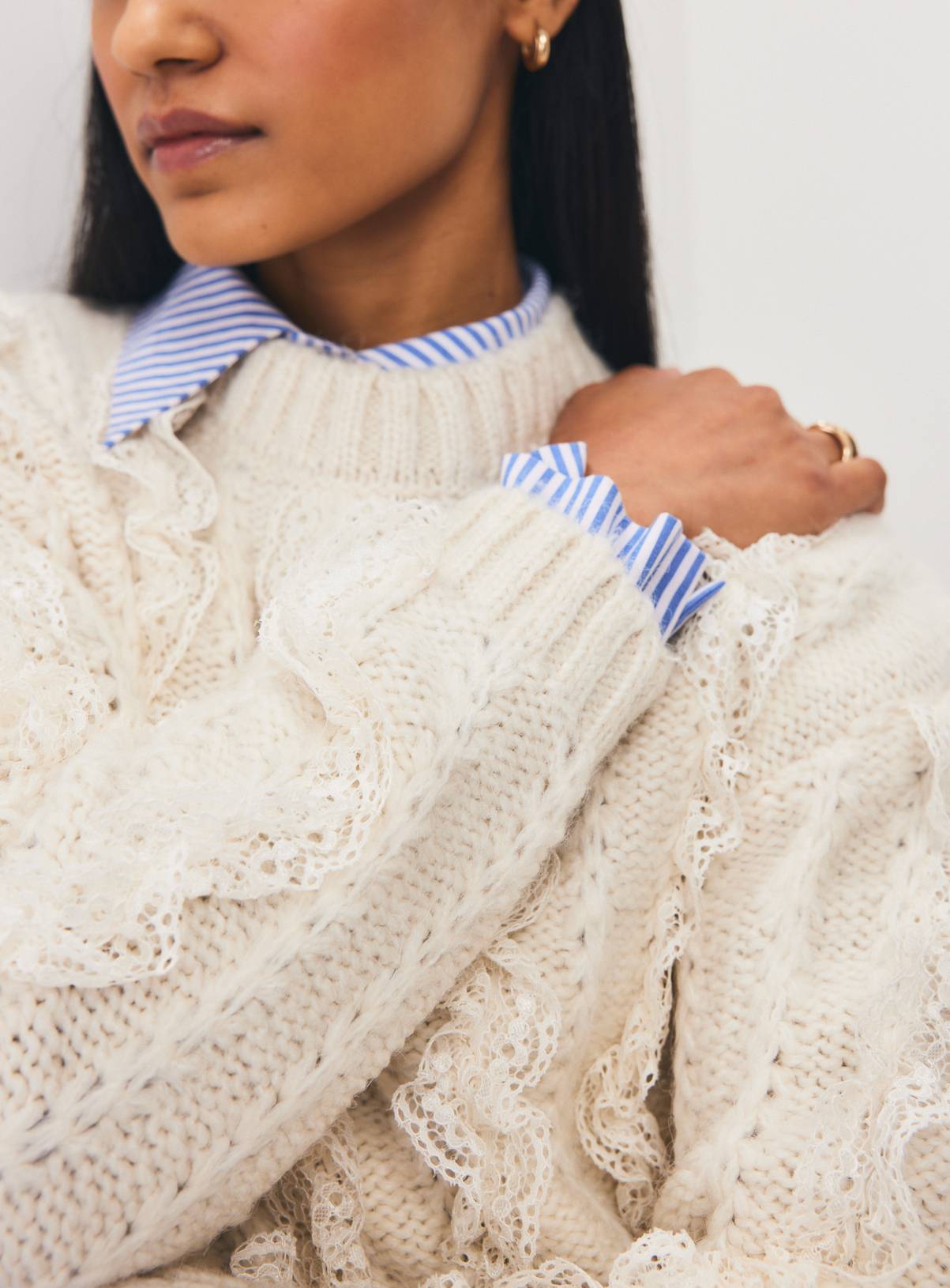 Cream Vertical Lace Crewneck Jumper M - Image 2