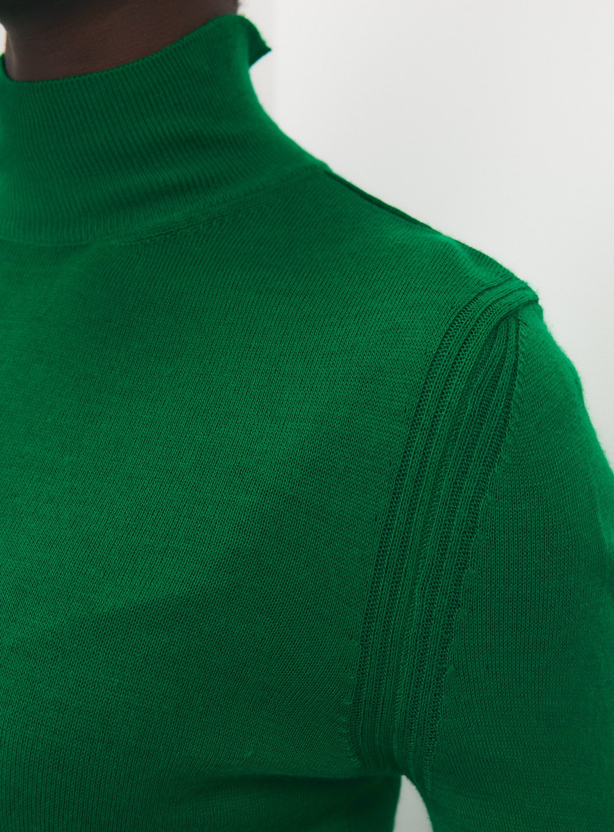 Green Super Fine Knit Roll Neck Jumper L - Image 2 thumbnail
