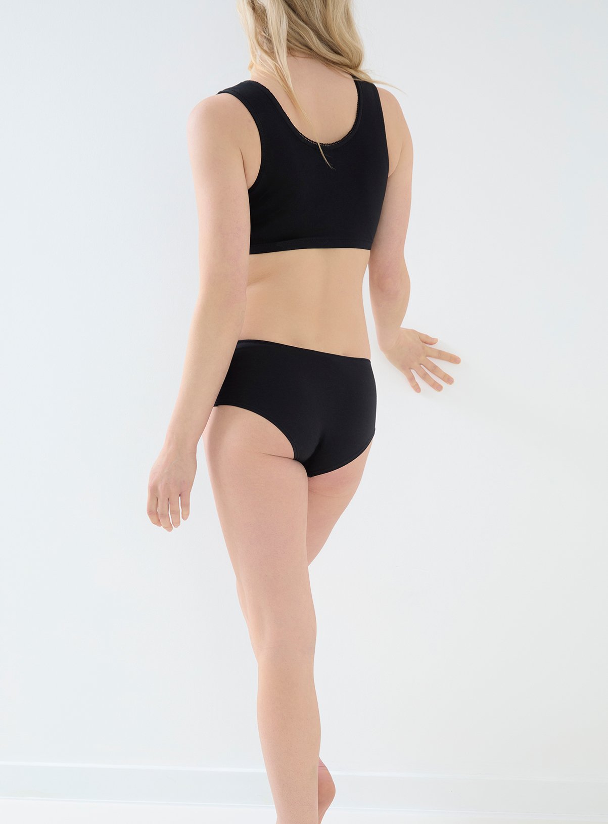 JOJO MAMAN BÉBÉ 3 Pack Maternity Shorts Black L - Image 3 thumbnail