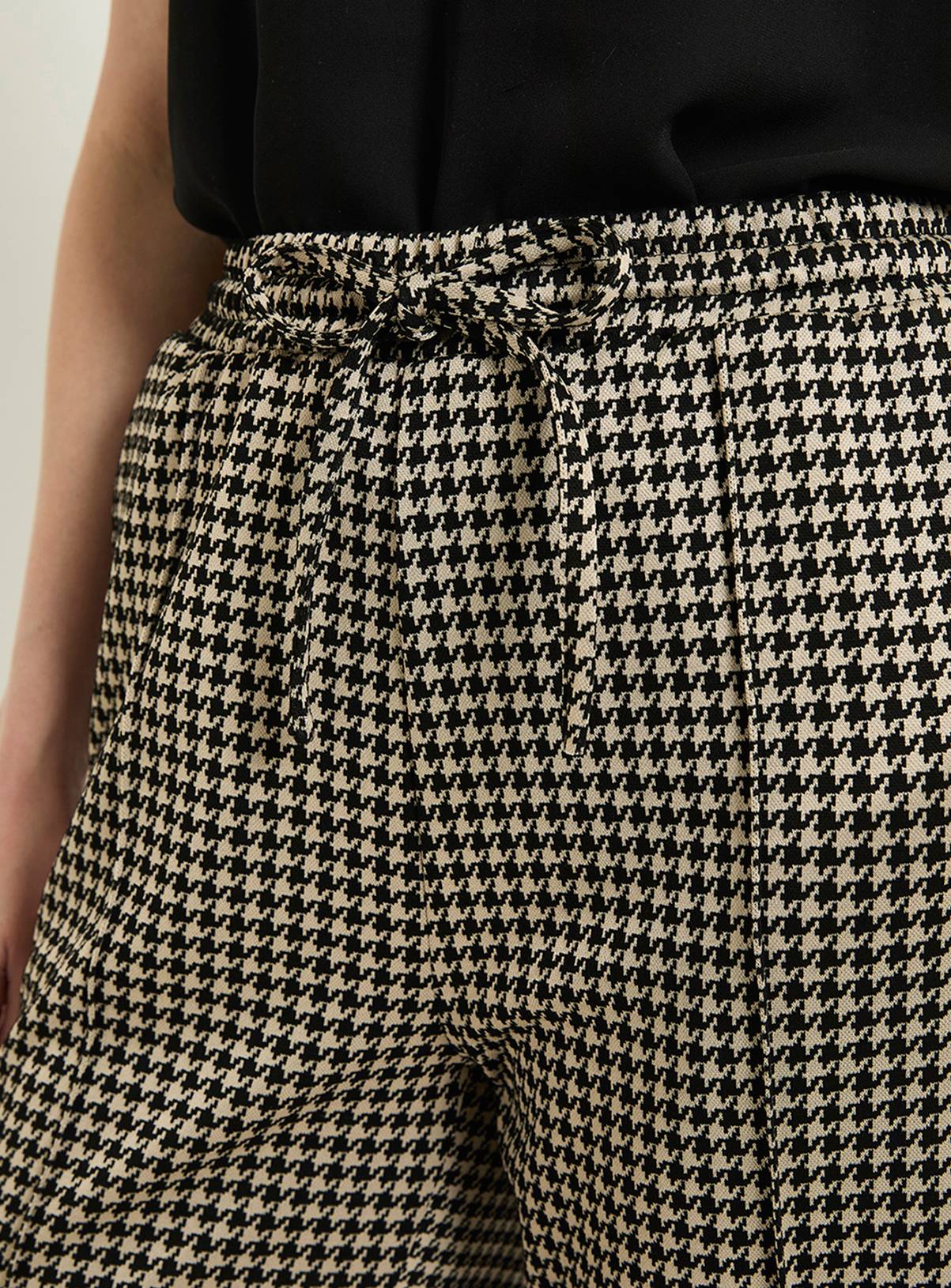 WALLIS Dogtooth Ponte Drawstring Trouser 16 - Image 4