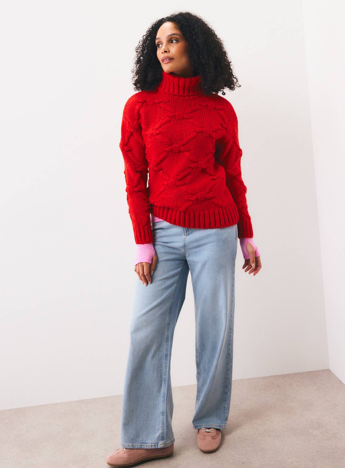 Red Diamond Pattern Knitted Roll Neck Sweater M - Image 2
