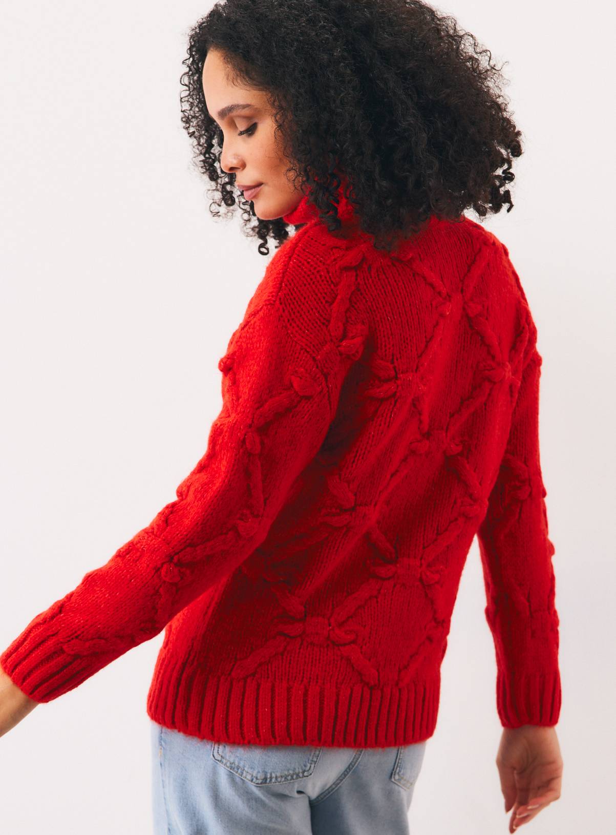 Red Diamond Pattern Knitted Roll Neck Sweater M - Image 4