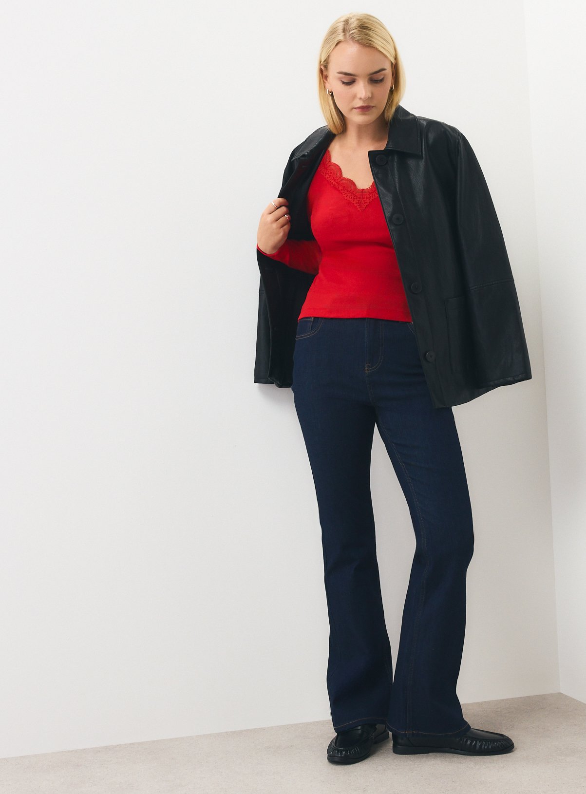 Red Lace Trim V-Neck Long Sleeve Top M - Image 2 thumbnail