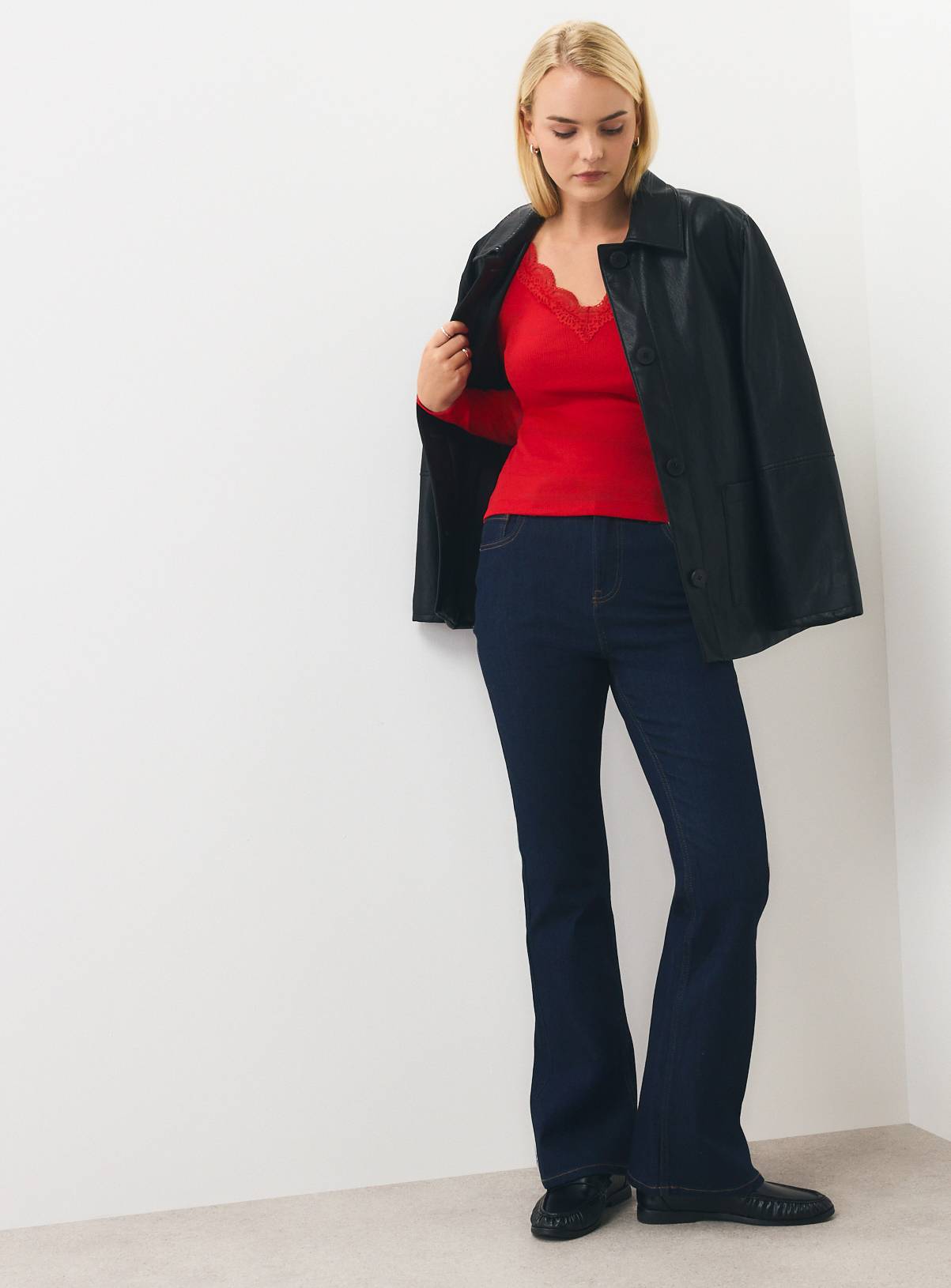 Red Lace Trim V-Neck Long Sleeve Top M - Image 2