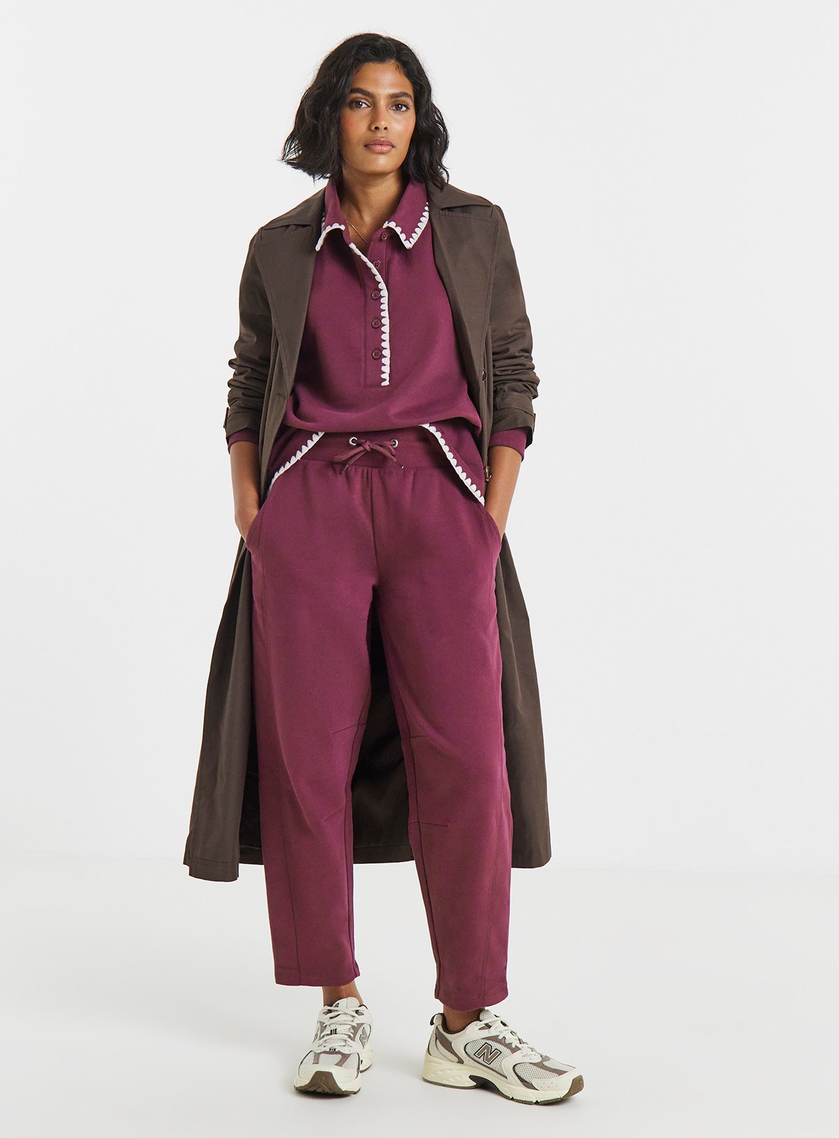 SIMPLY BE Whipstitch Barrel Leg Jogger 32 - Image 3 thumbnail