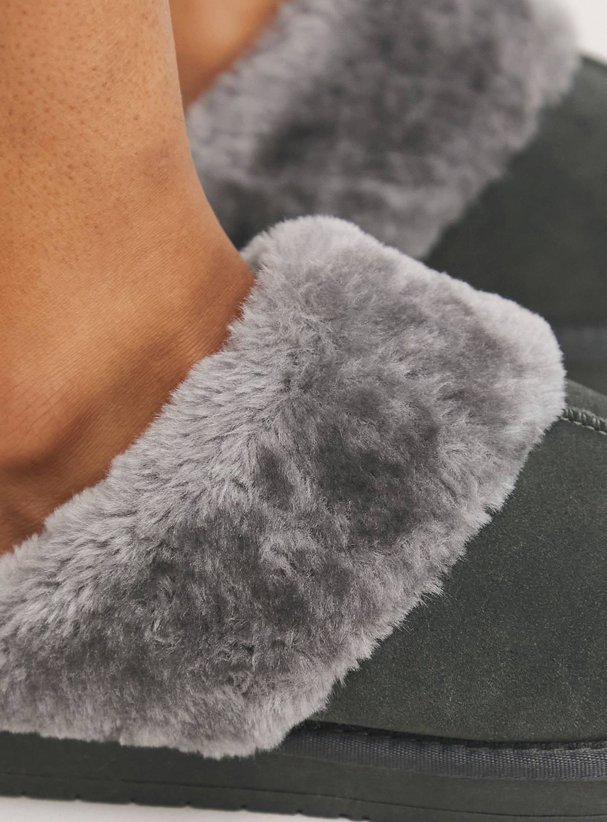 SIMPLY BE Grey Faux Fur Lined Suede Mule Slipper Wide Fit 5 - Image 4