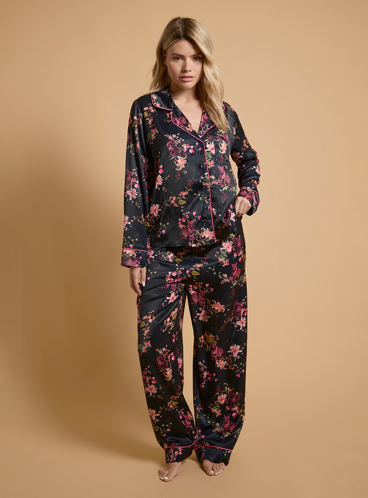 OASIS Navy Leopard Long Sleeve Satin Printed Nightwear Set M - Image 1 thumbnail