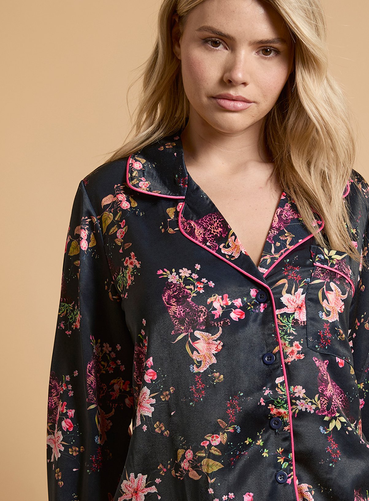 OASIS Navy Leopard Long Sleeve Satin Printed Nightwear Set M - Image 2 thumbnail