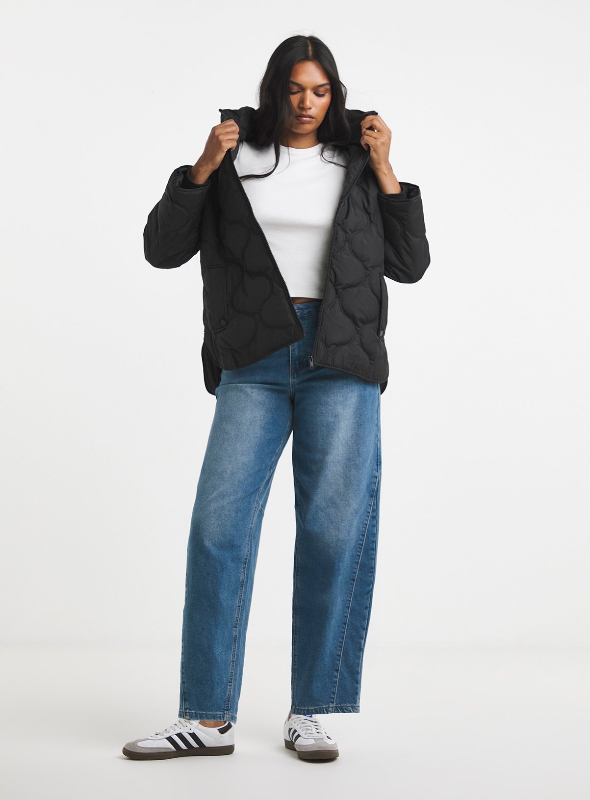 SIMPLY BE Black Short Quilted Jacket 20 - Image 3 thumbnail