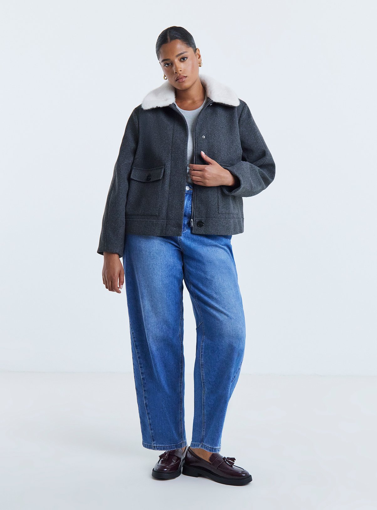 SIMPLY BE Fur Collar Short Jacket 28 - Image 3 thumbnail