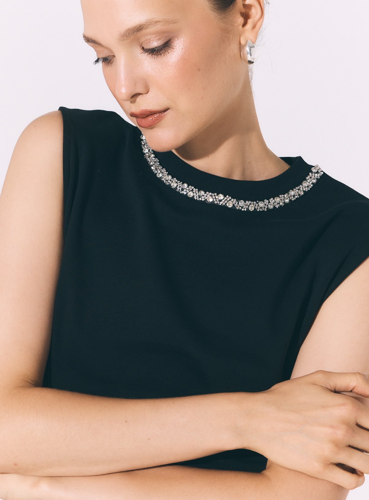 Black Necklace Trim Shoulder Pad Sleeveless Top XS - Image 3 thumbnail
