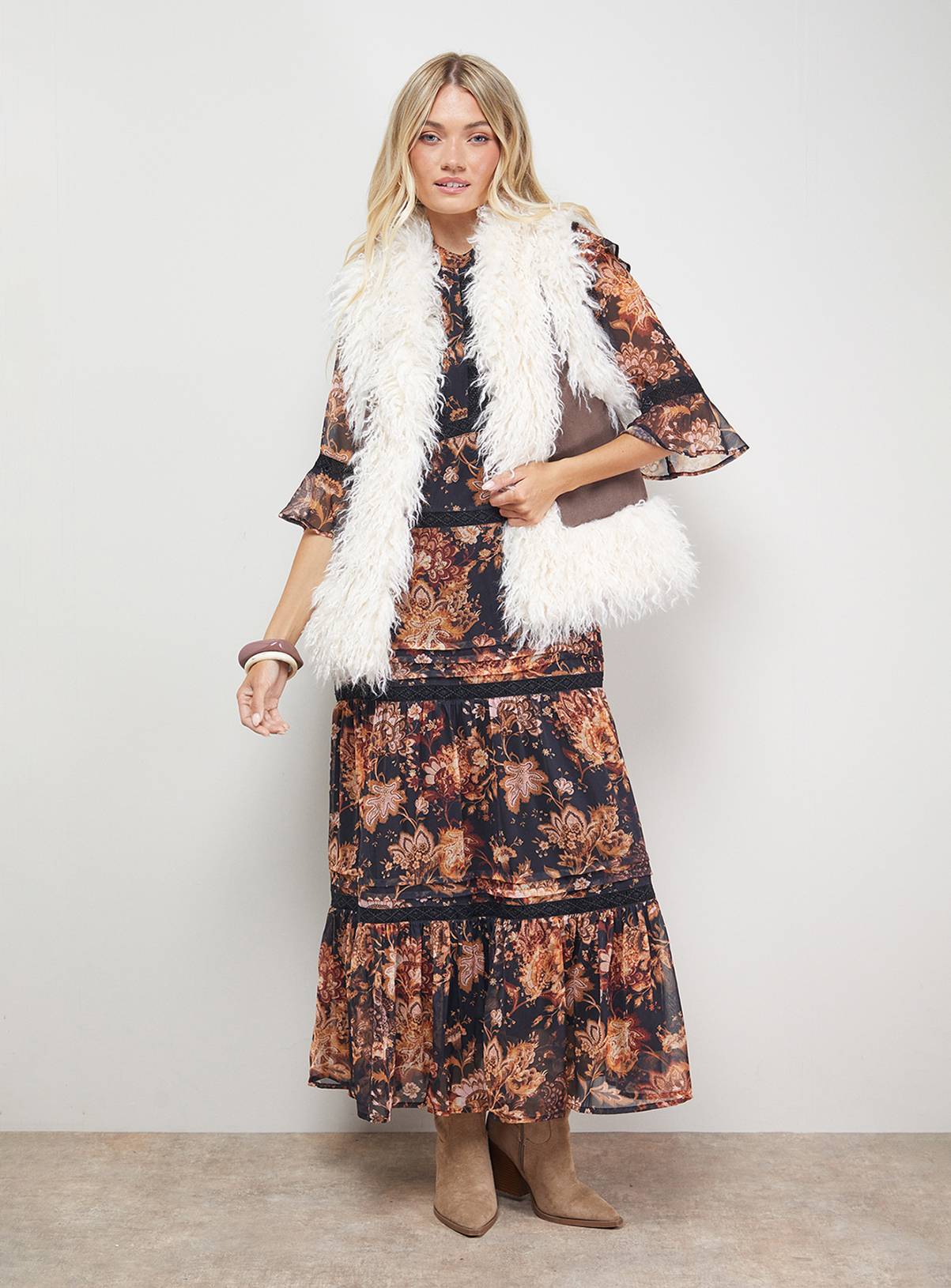 OASIS Mongolian Faux Fur Gilet L - Image 2
