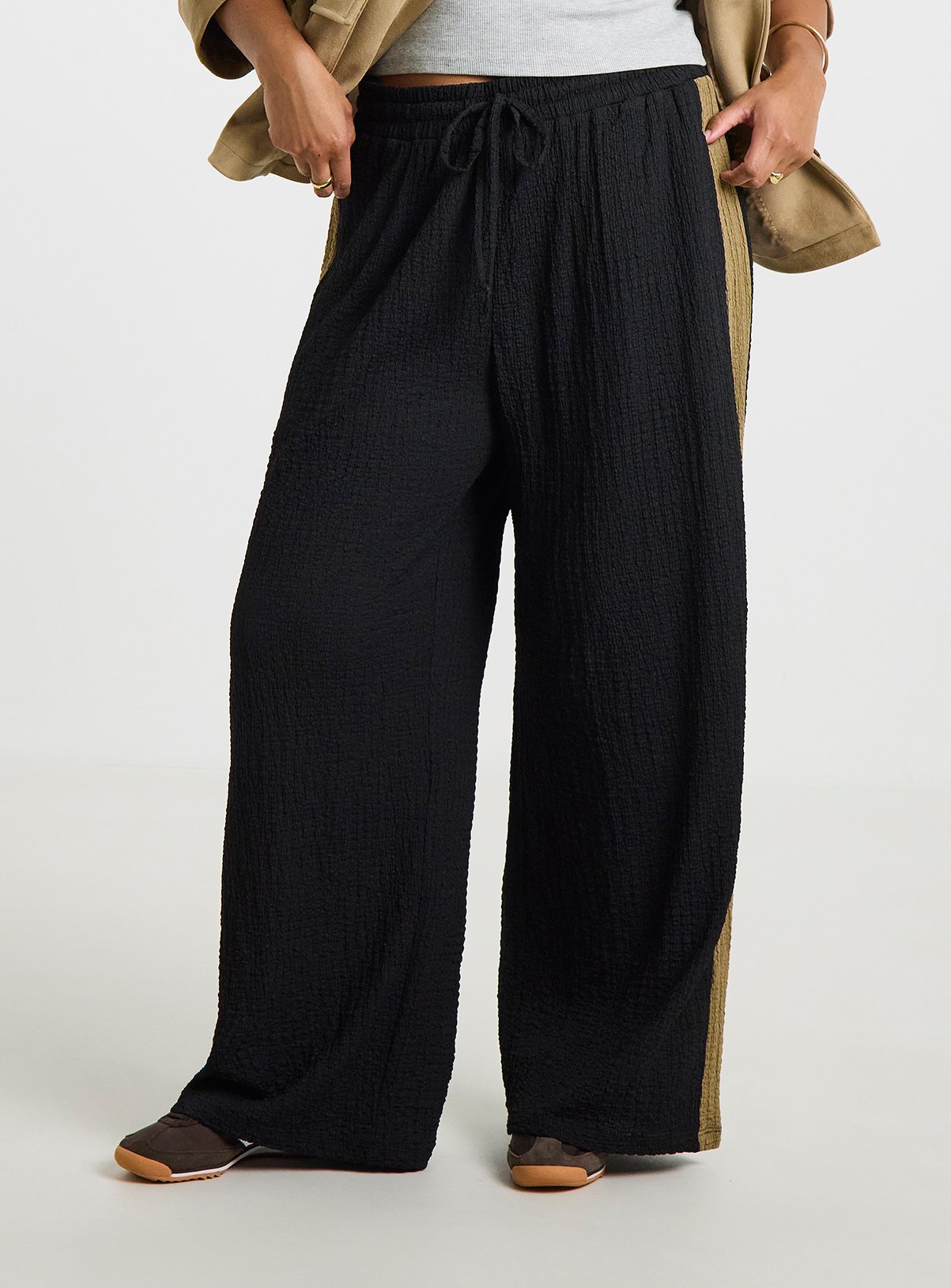 SIMPLY BE Black Side Stripe Trouser 16 - Image 1 thumbnail