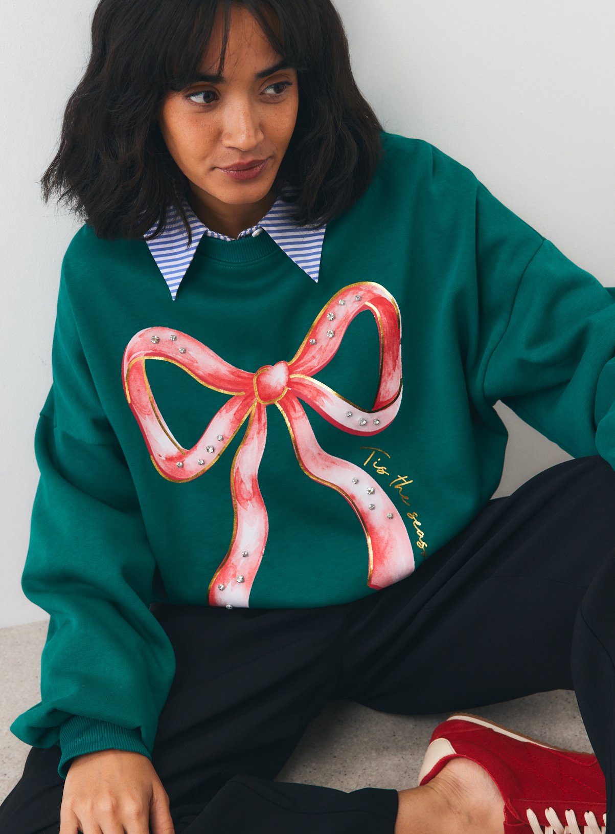 Green Christmas Bow Crewneck Sweater XL - Image 1 thumbnail